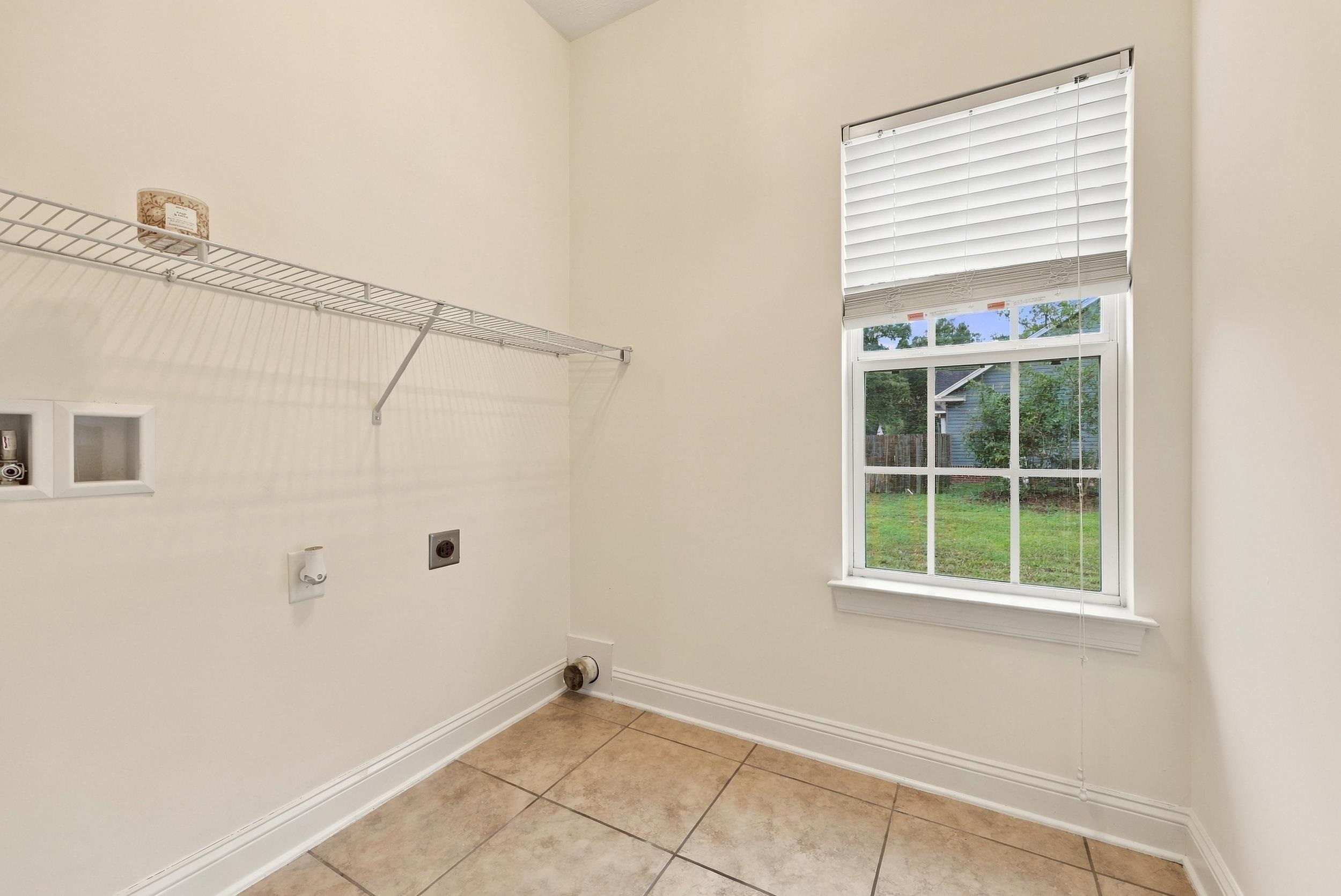 4577 Willow Springs Rd. Property Photo 23