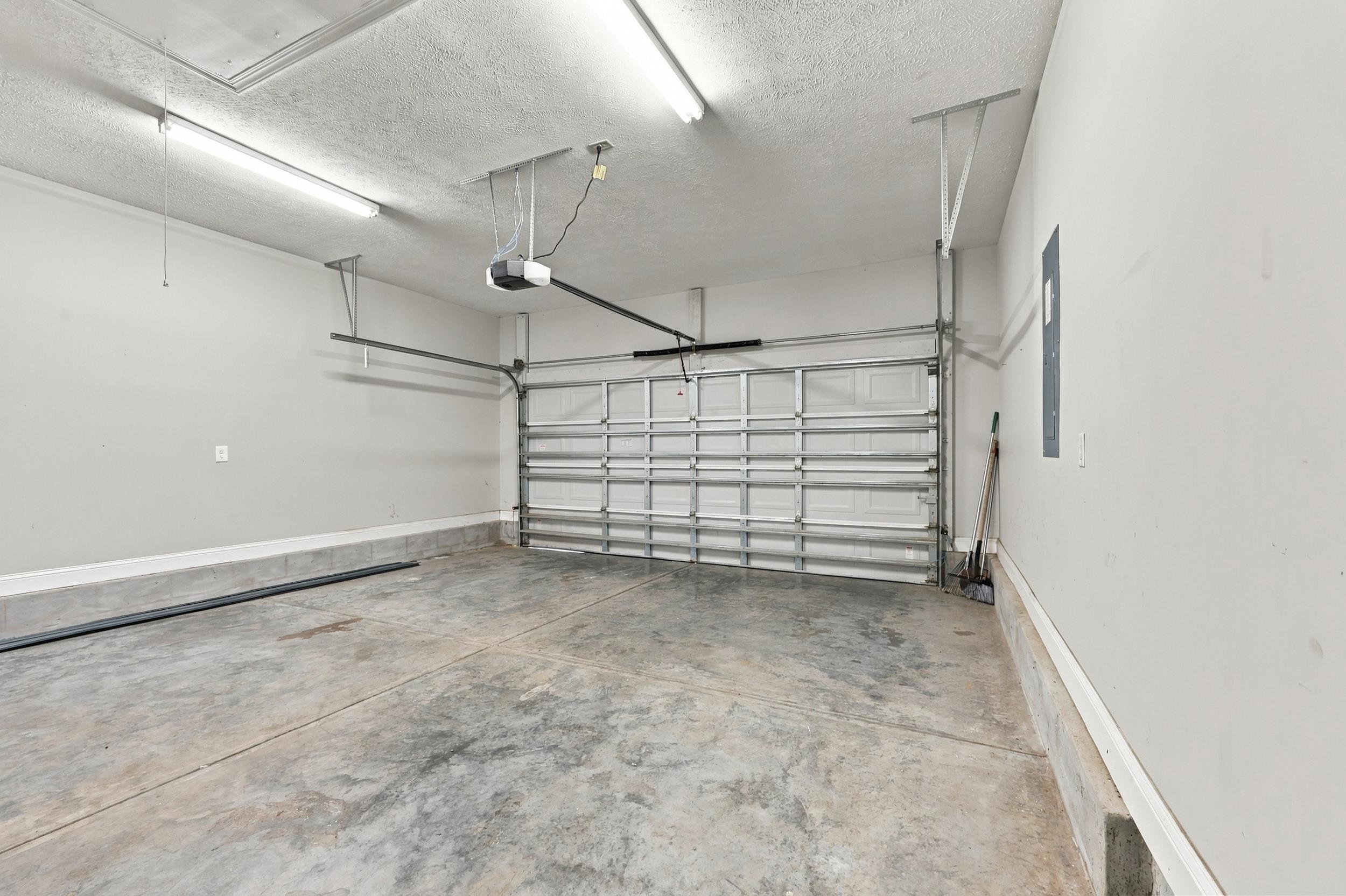 4577 Willow Springs Rd. Property Photo 24