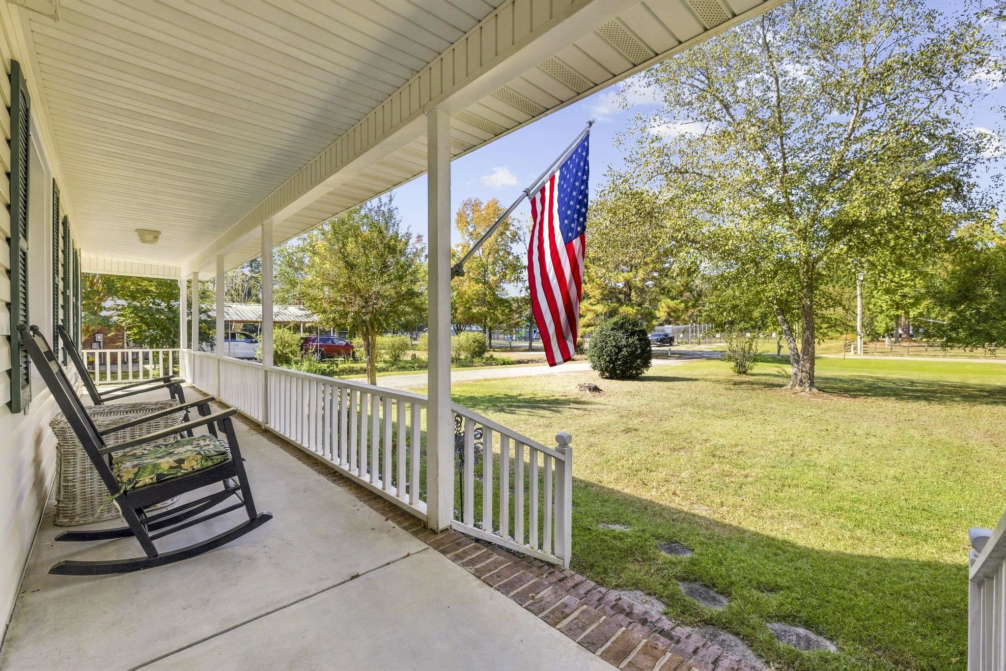 7294 Marsh Dr. Property Photo 4