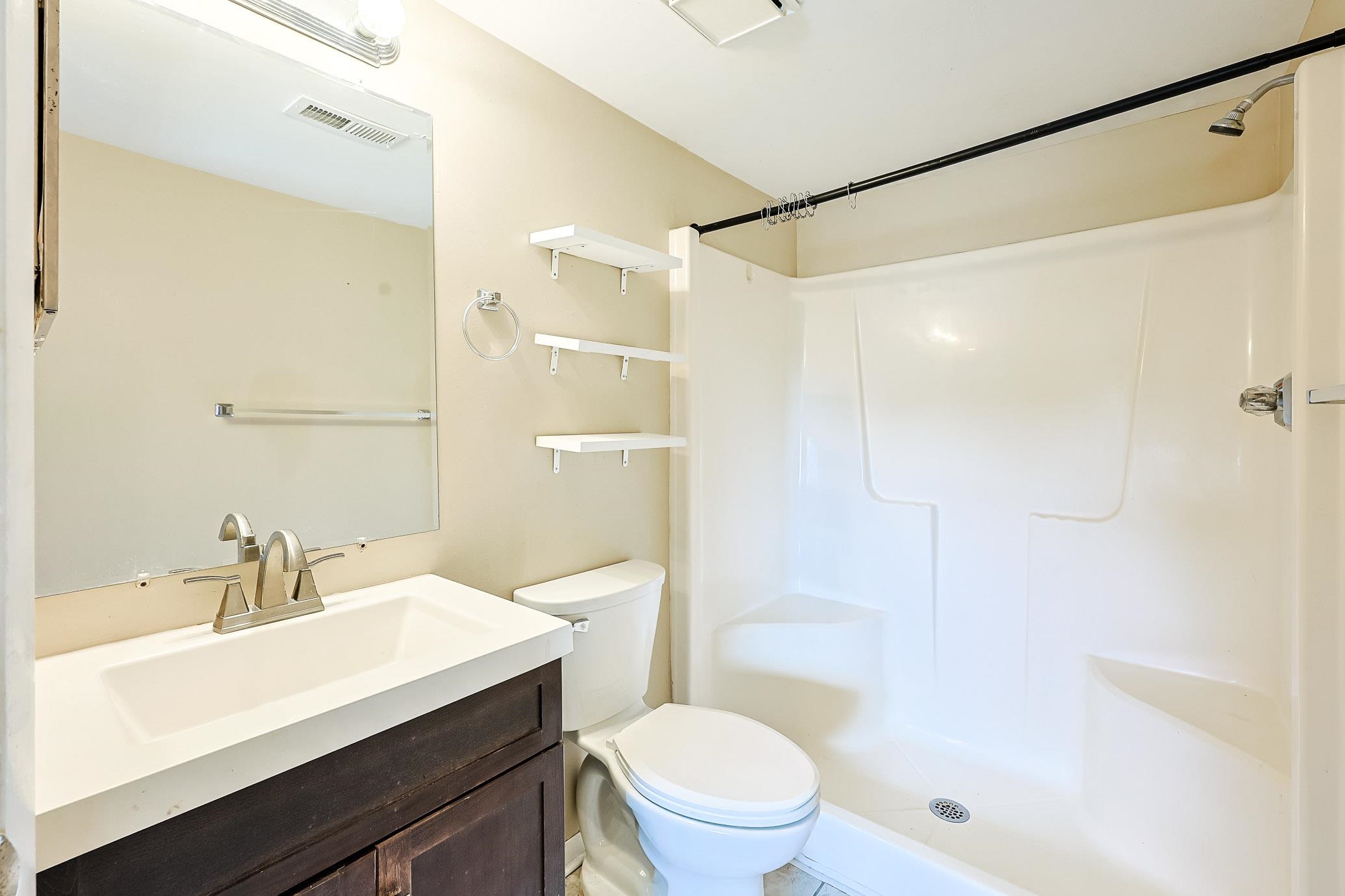 1301 Pridgen Rd. Property Photo 15