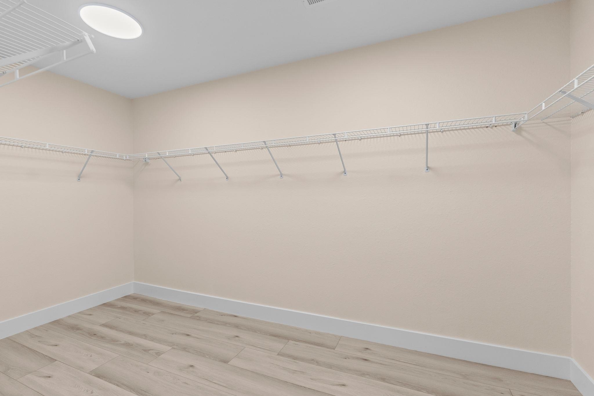 4456 W Walkerton Dr. Property Photo 35