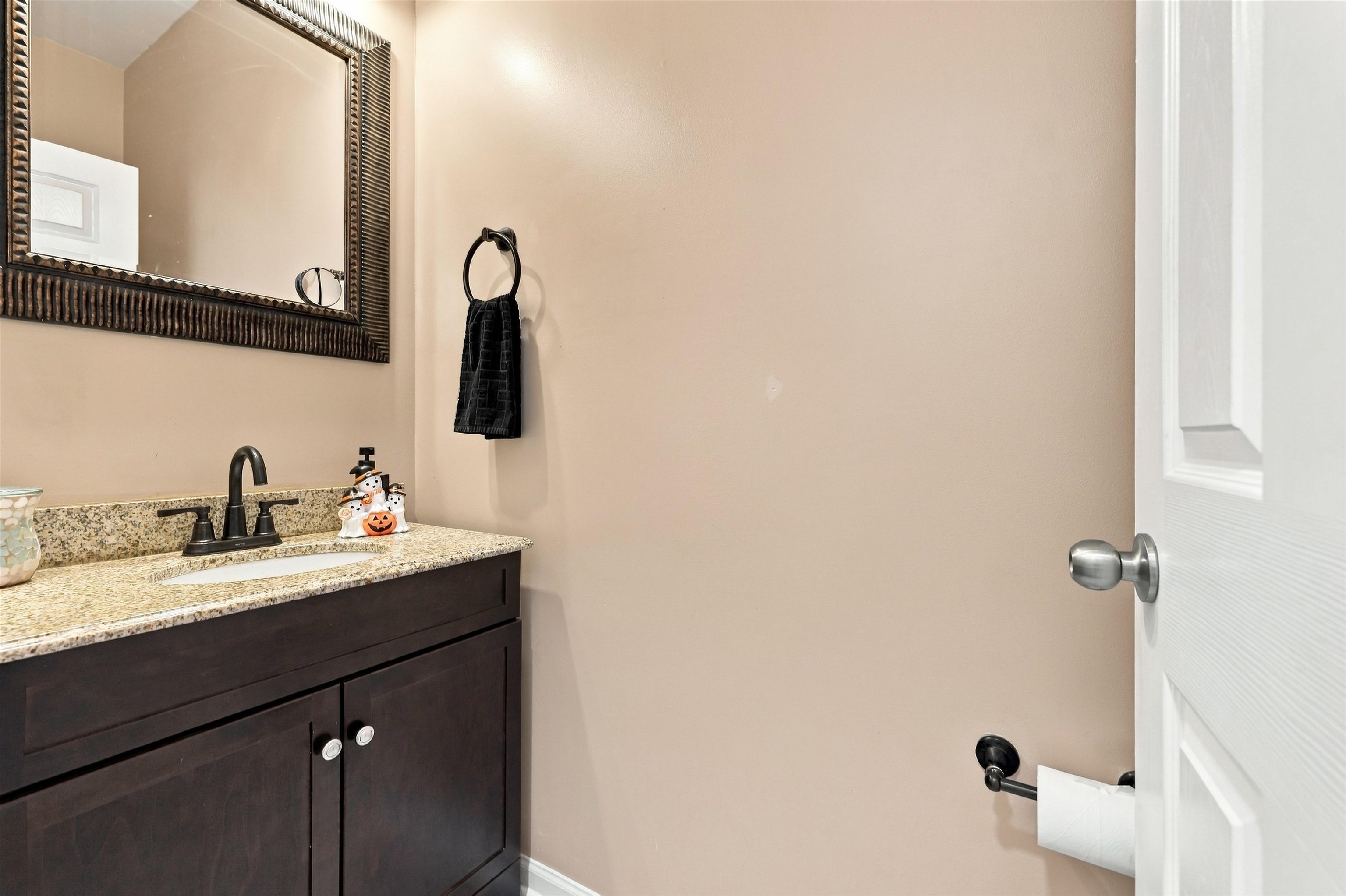 849 Tilly Lake Rd. Property Photo 18