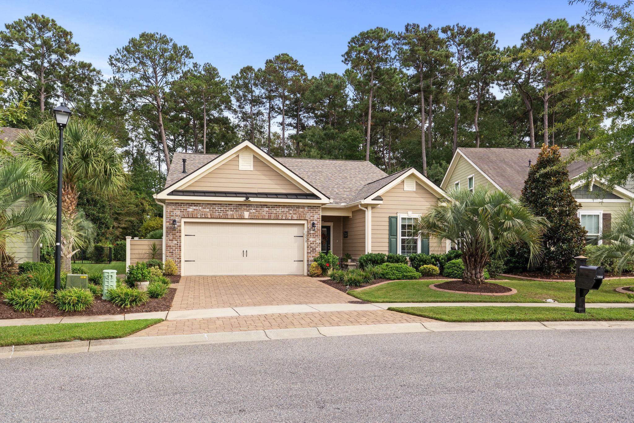 1858 Bluff Dr. Property Photo 1