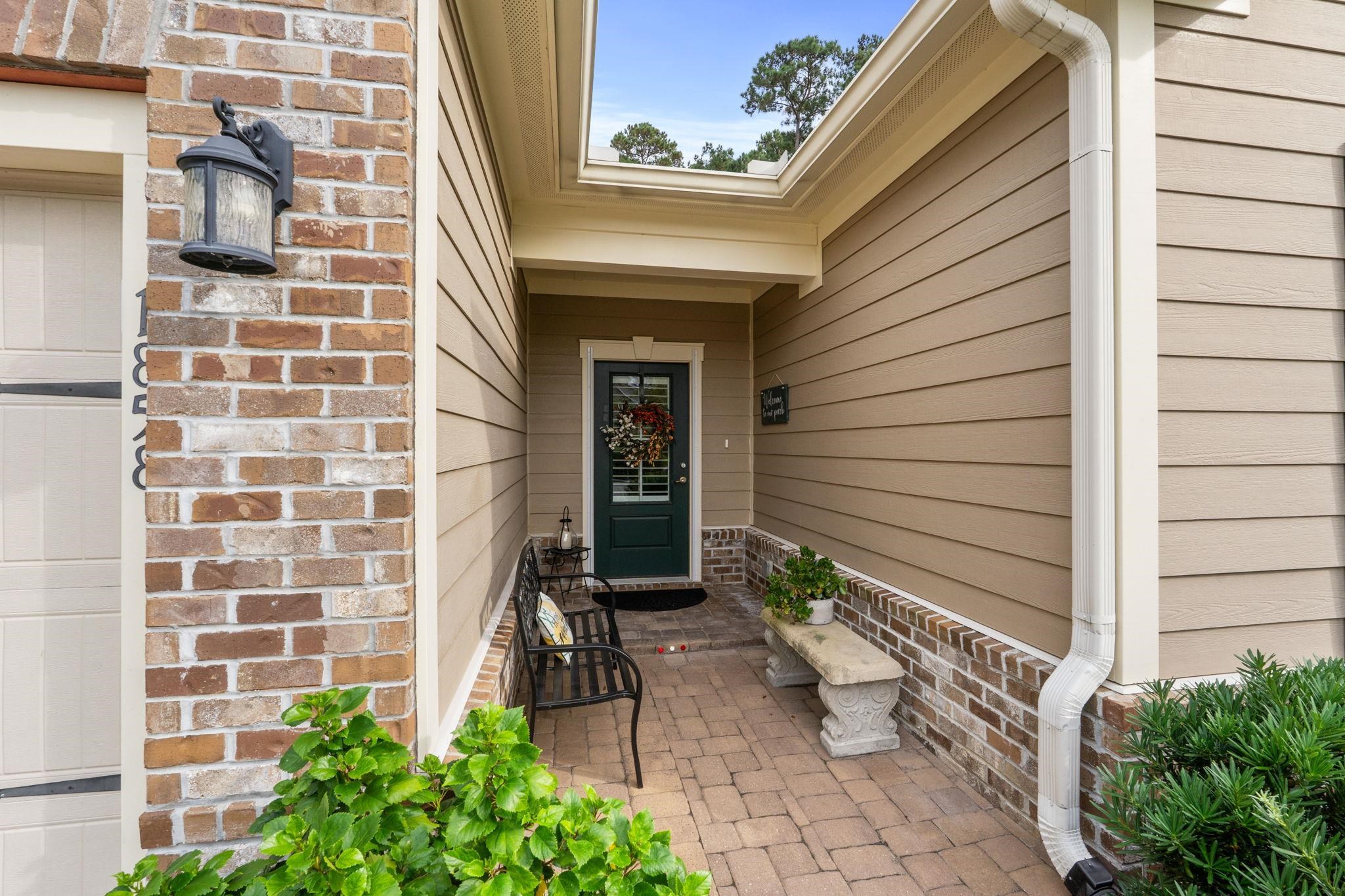 1858 Bluff Dr. Property Photo 8