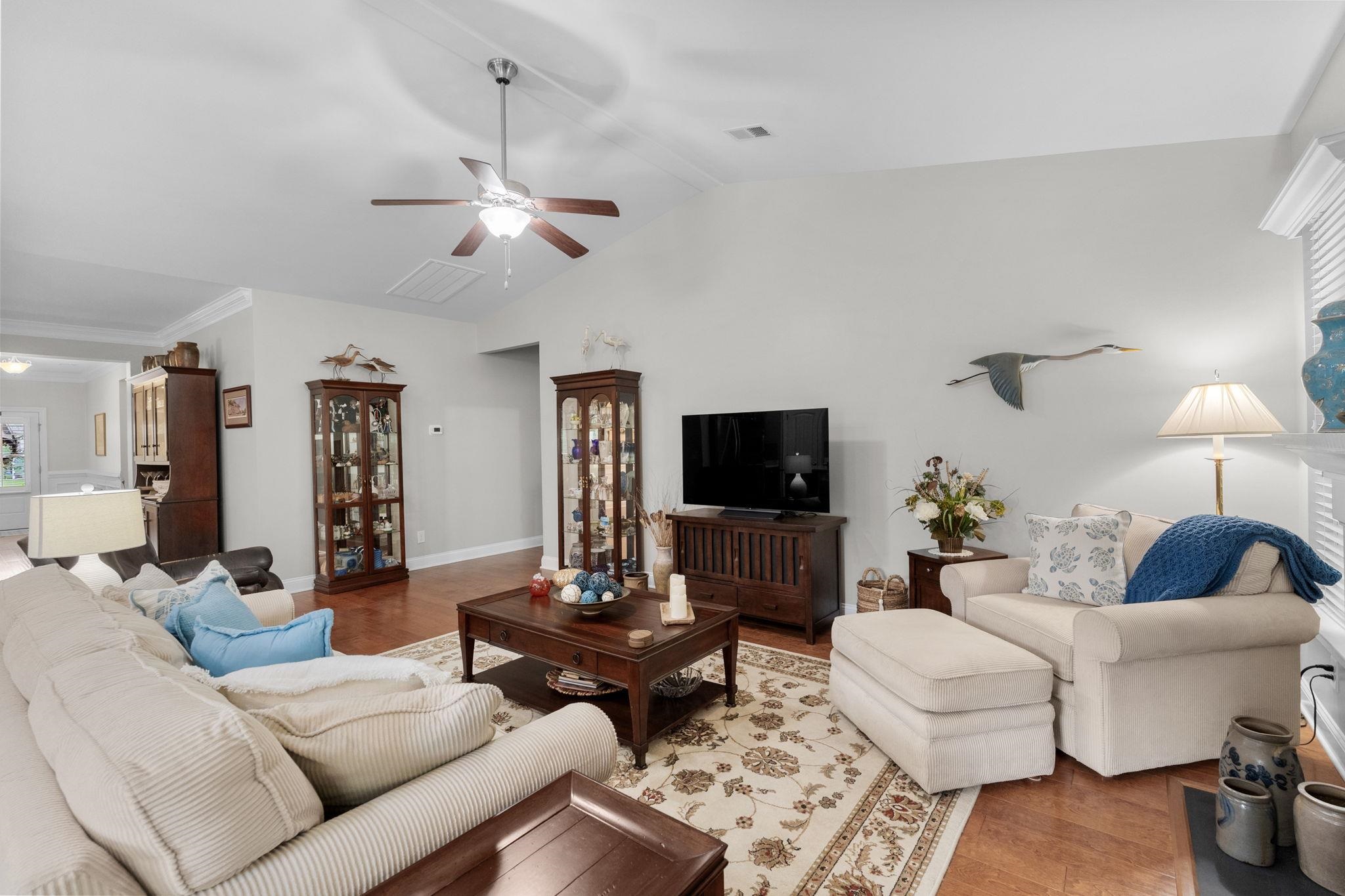 1858 Bluff Dr. Property Photo 40