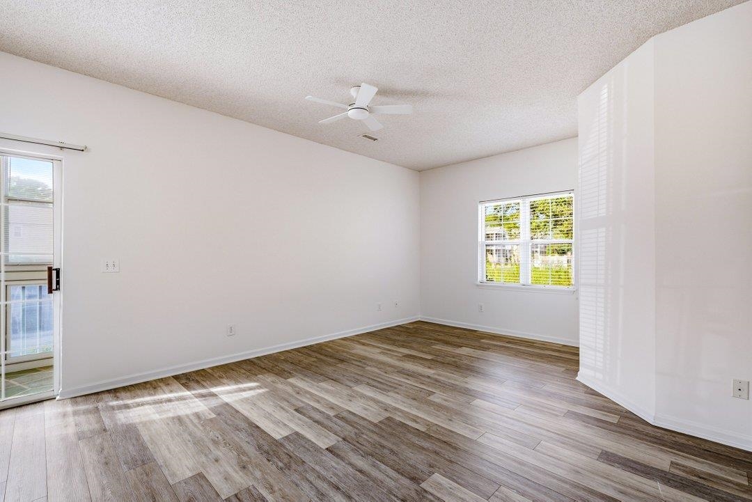 5101 Sweetwater Blvd. Property Photo 10