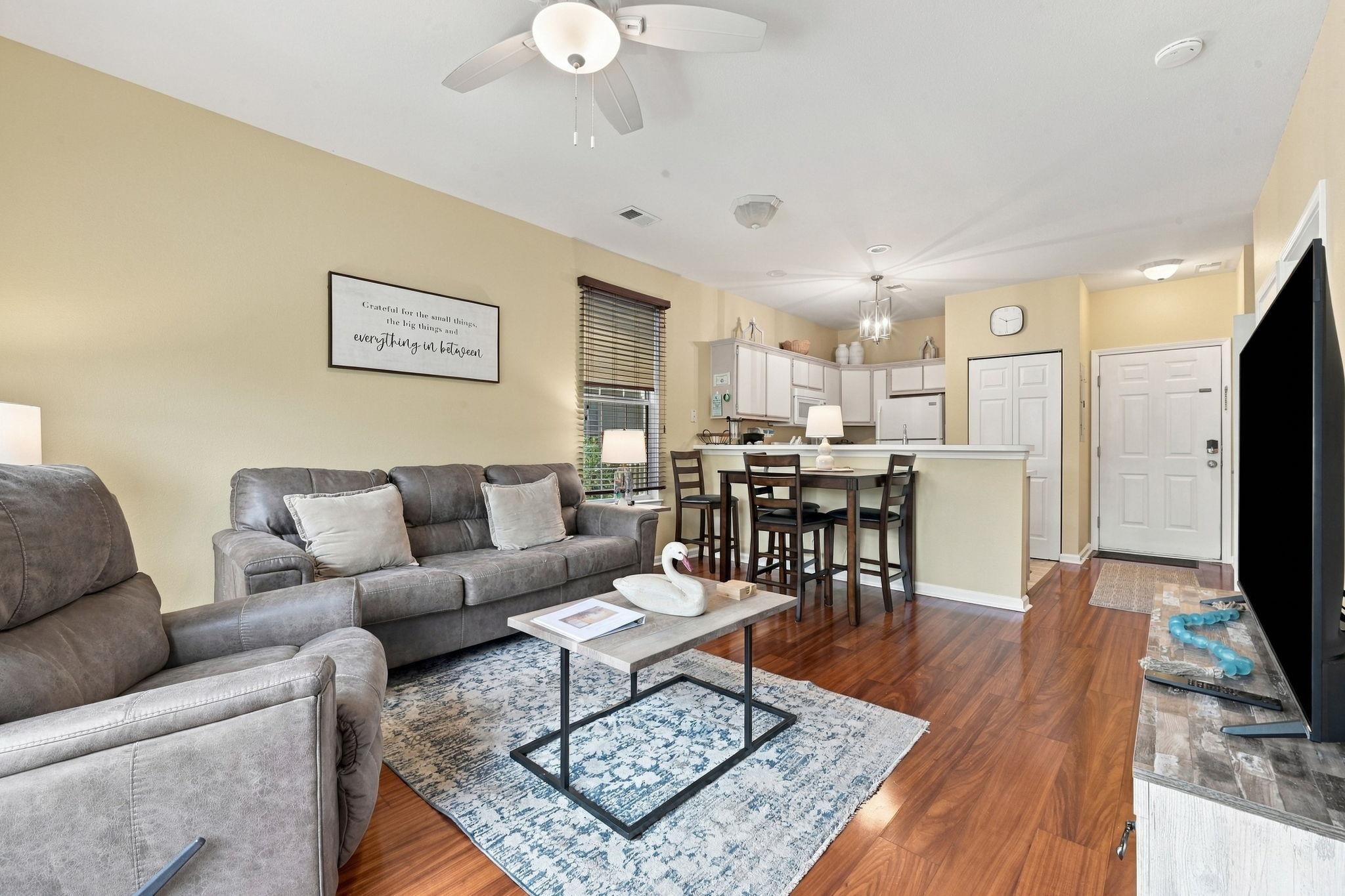 1298 River Oaks Dr. Property Photo 11