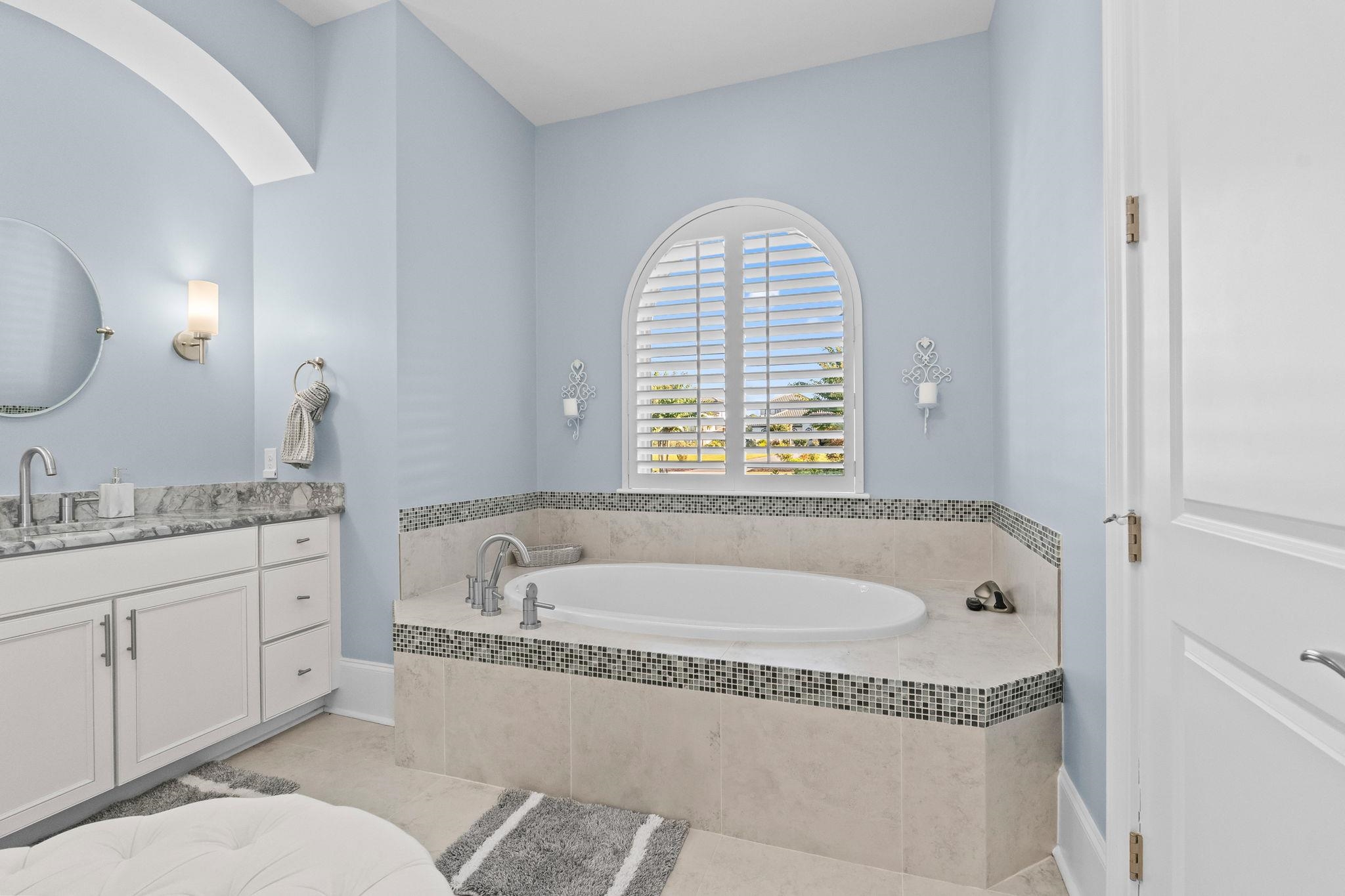 9540 Bellasera Circle Property Photo 24