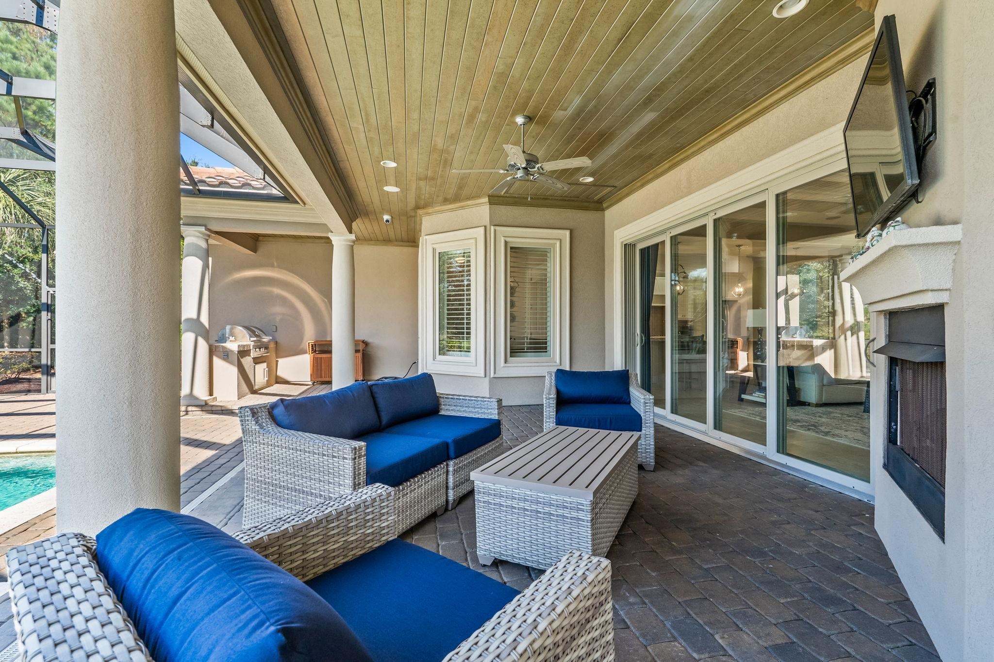 9540 Bellasera Circle Property Photo 36