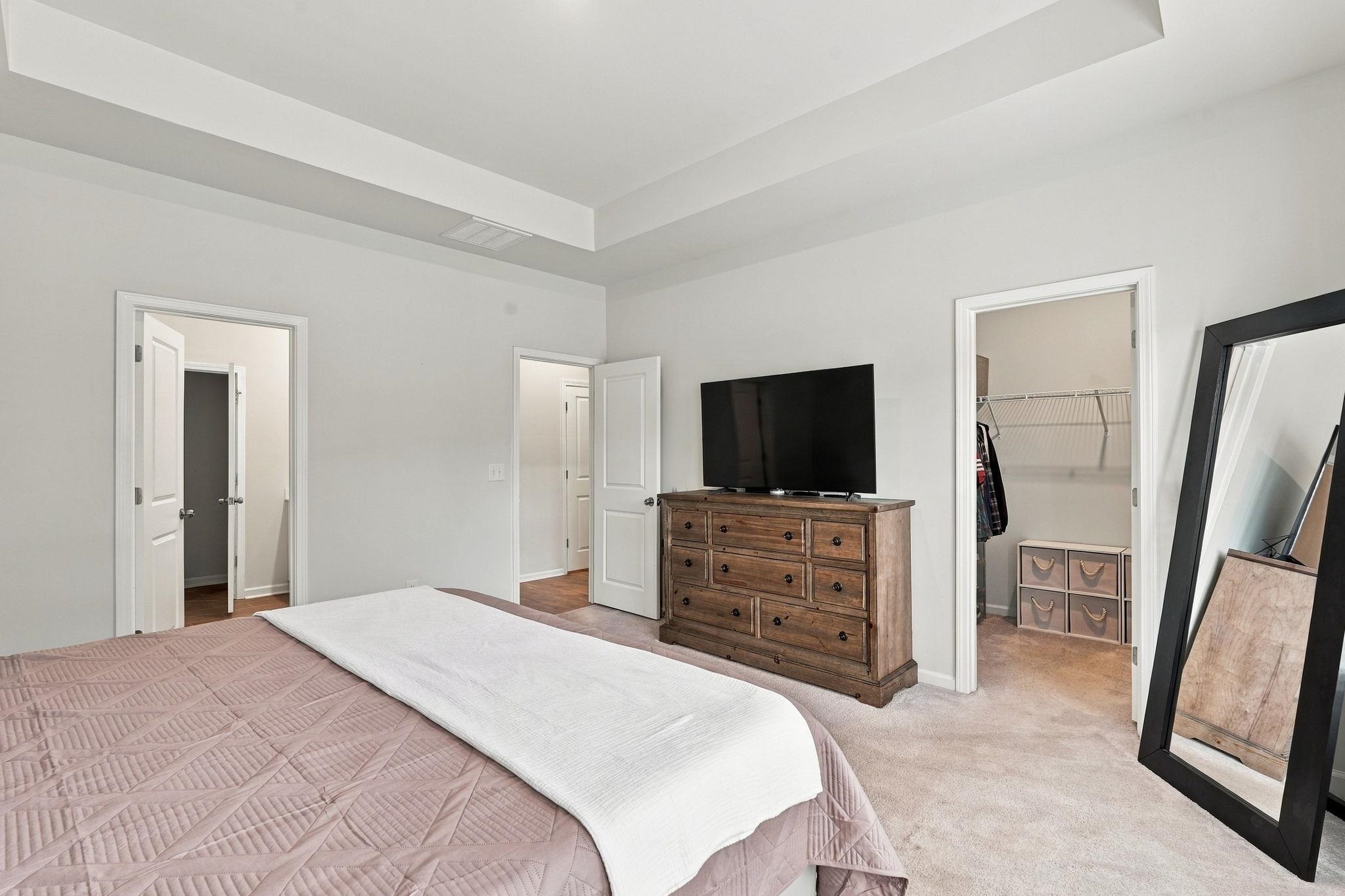 431 Craigflower Ct. Property Photo 25