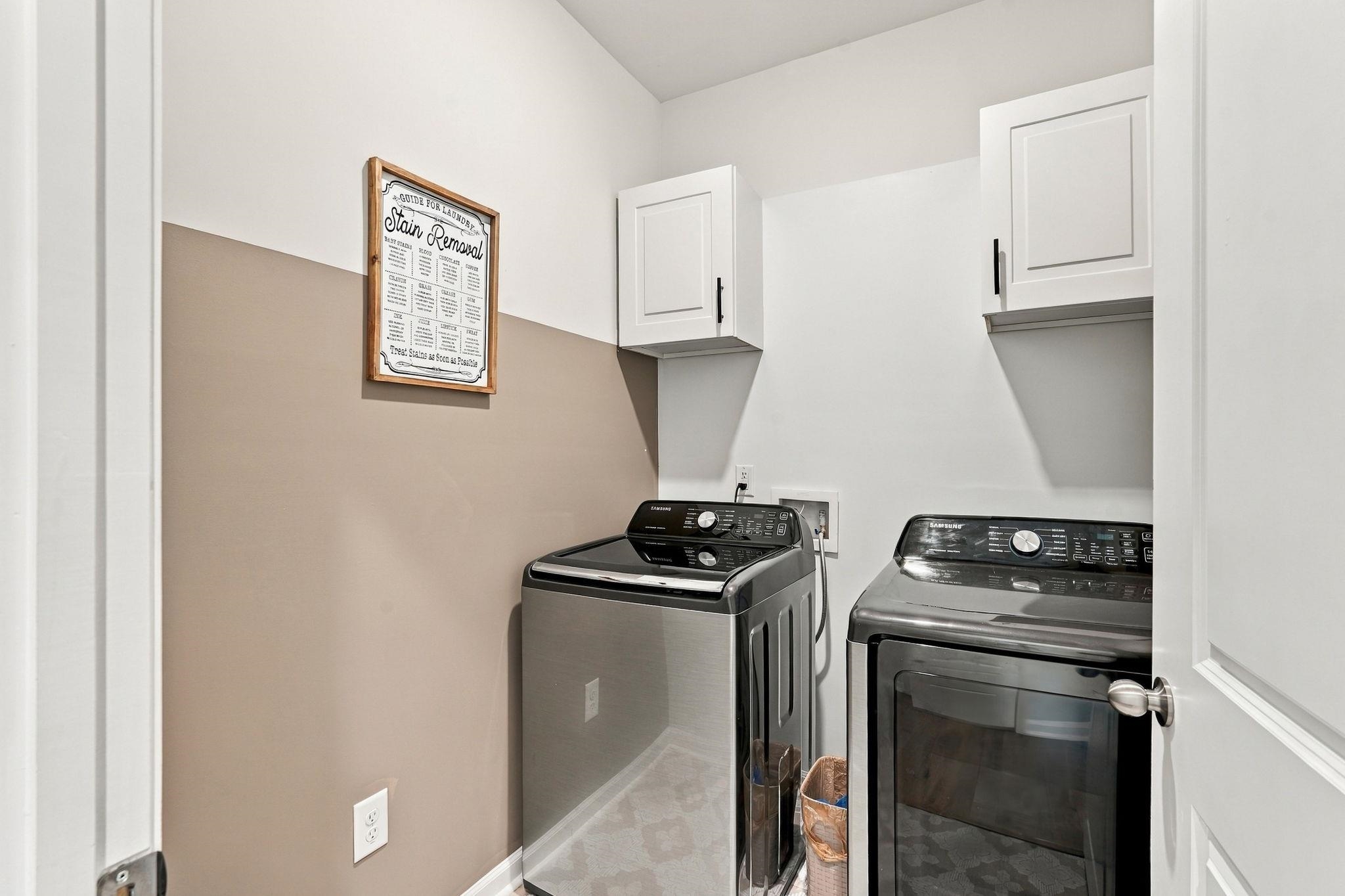 431 Craigflower Ct. Property Photo 30