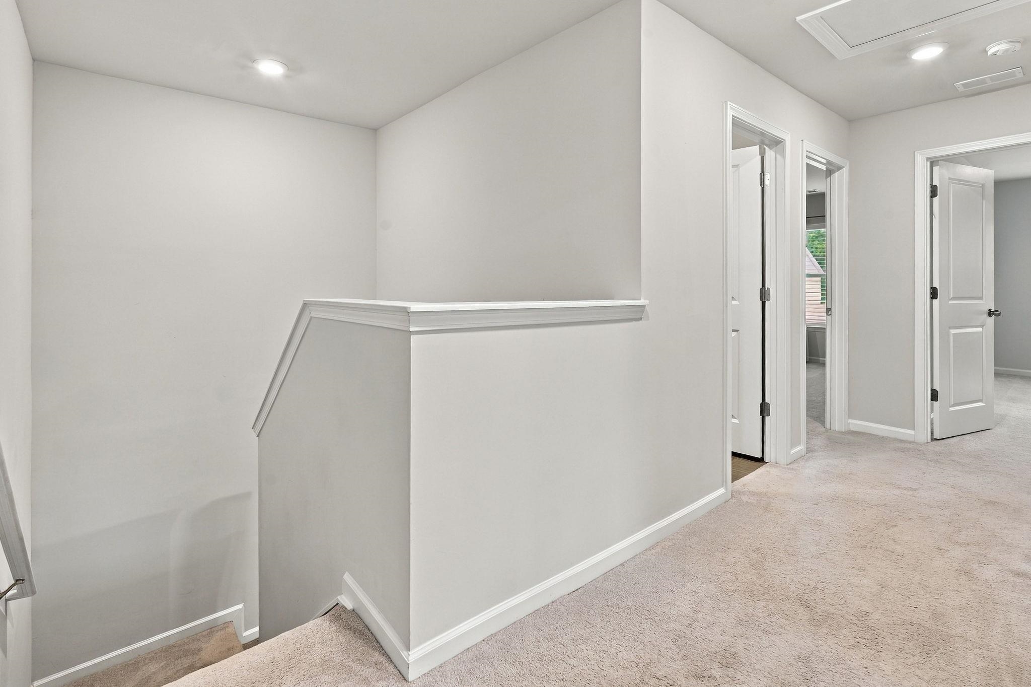 431 Craigflower Ct. Property Photo 31
