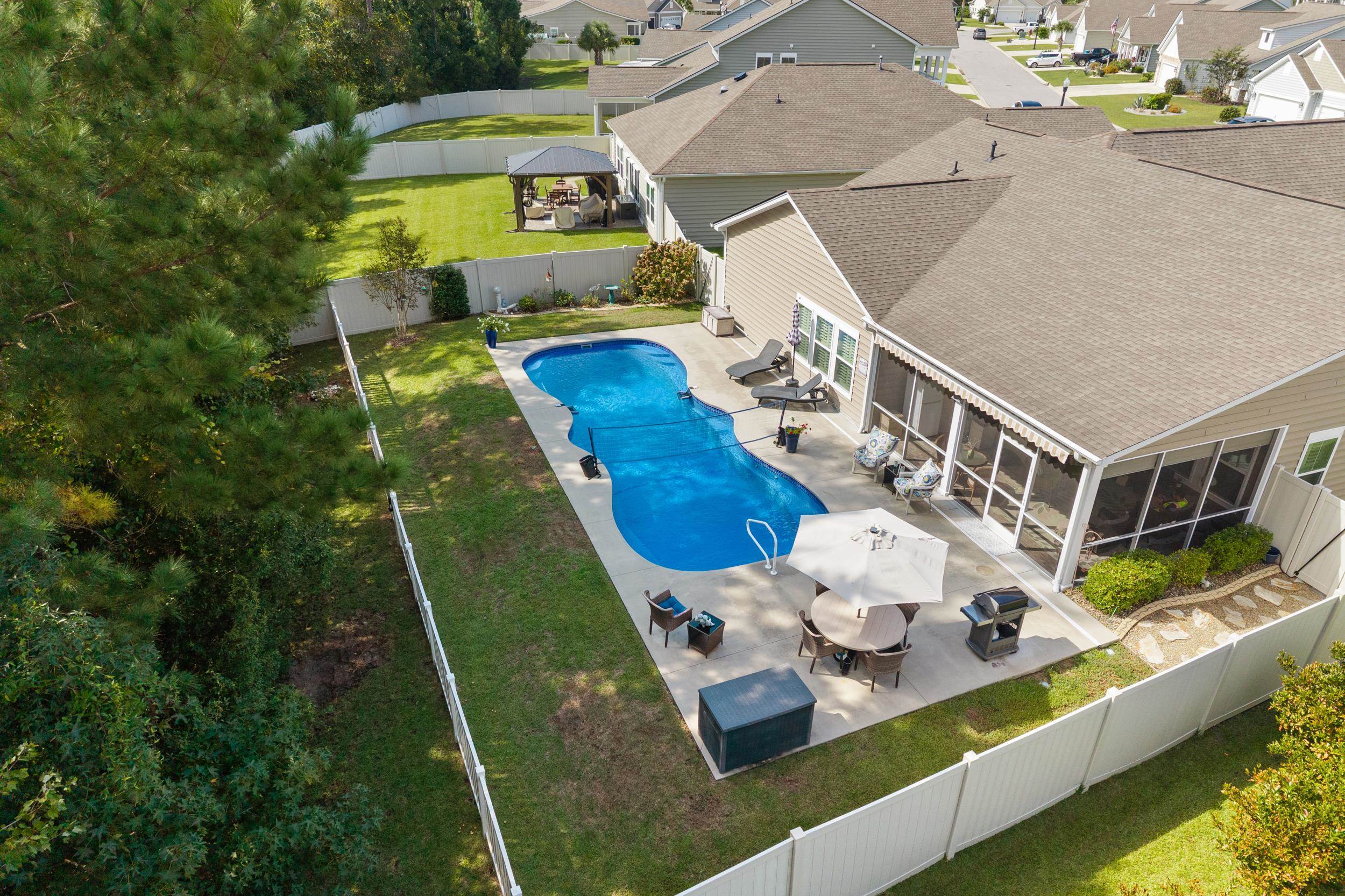 7107 Swansong Circle Property Photo 2