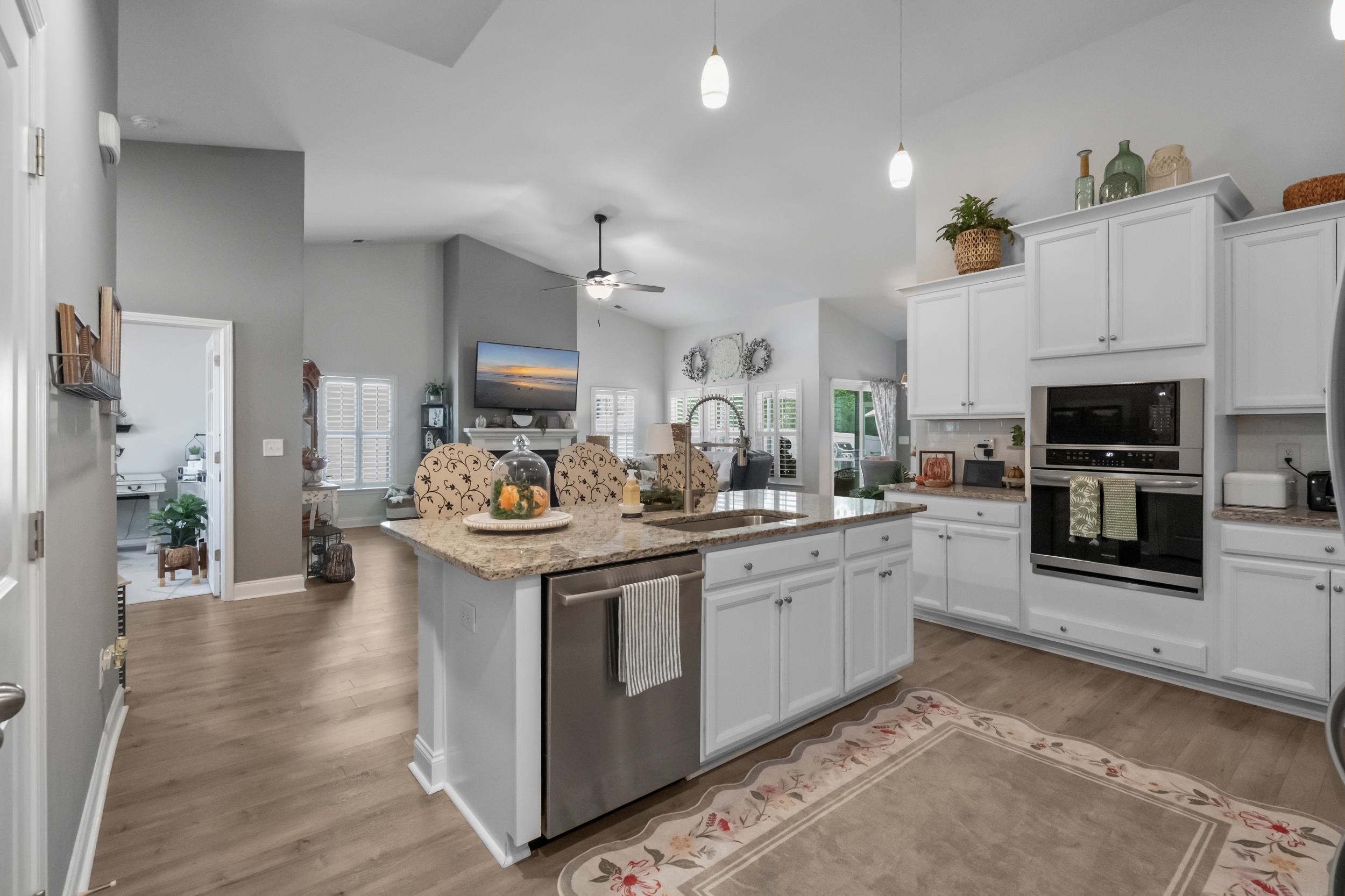7107 Swansong Circle Property Photo 18
