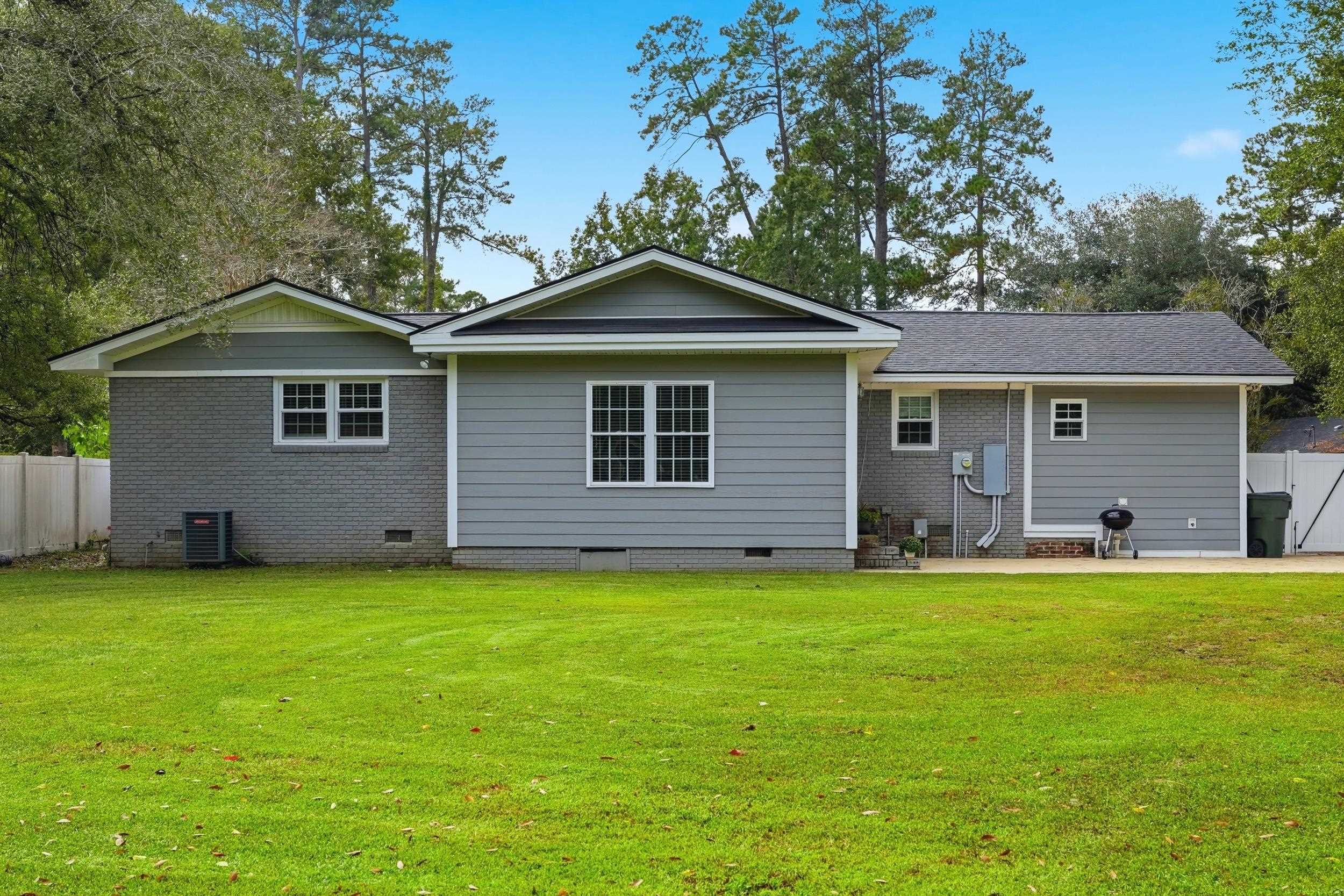 1310 Esdale Ln. Property Photo 26
