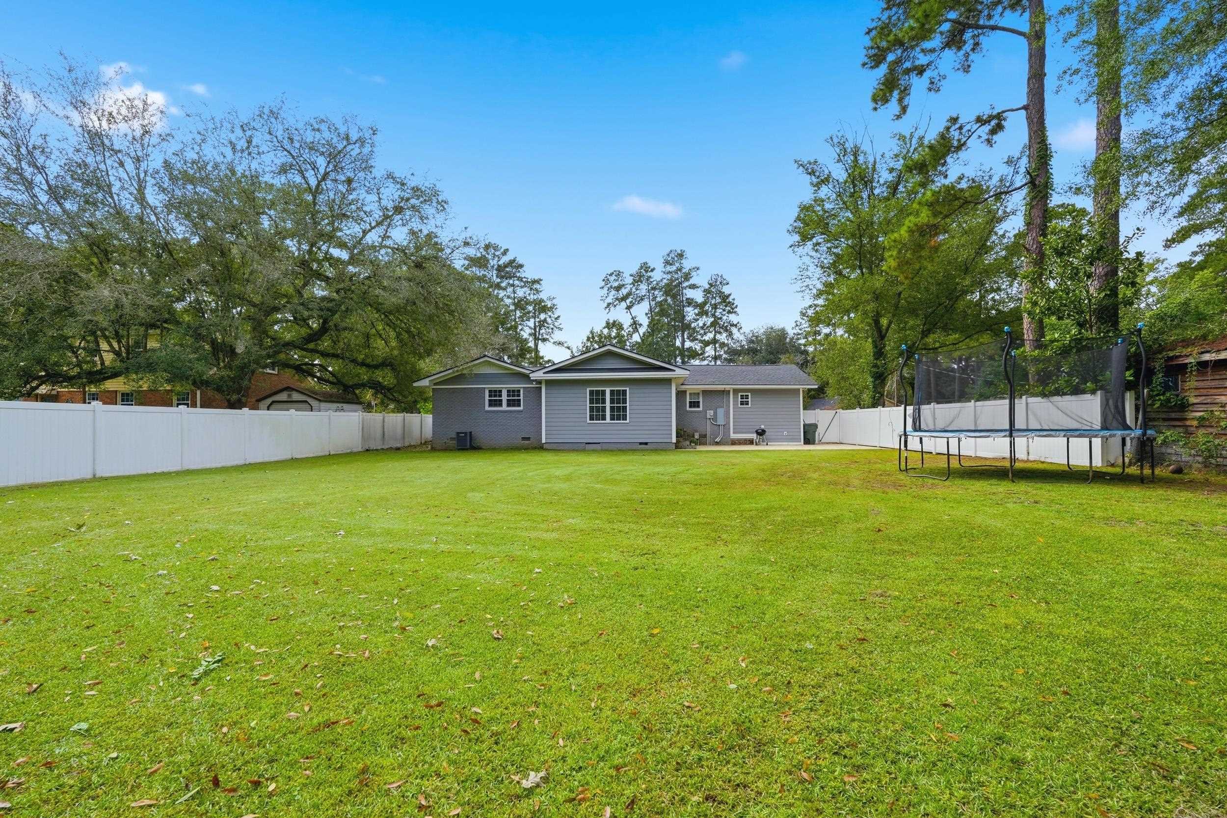 1310 Esdale Ln. Property Photo 29