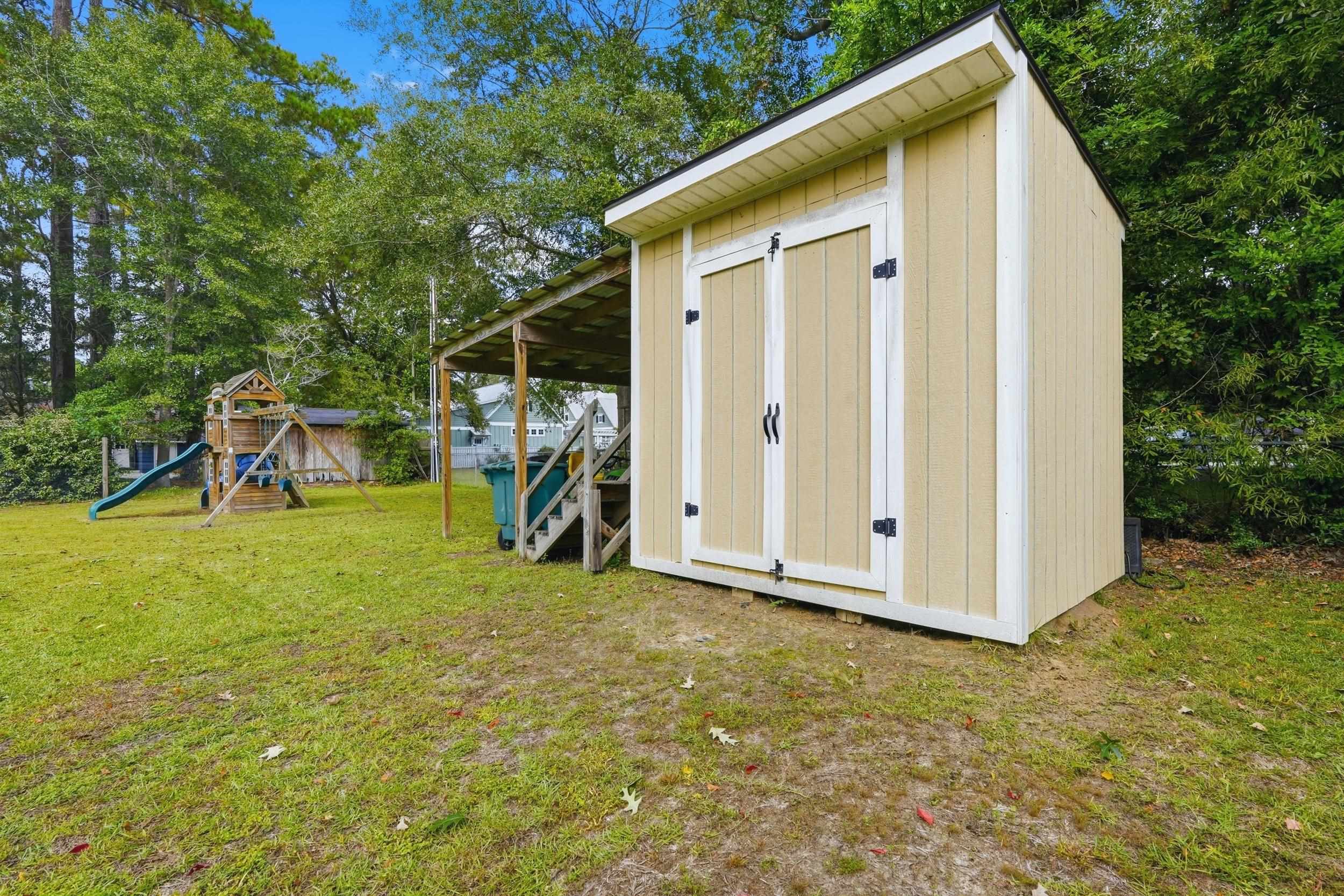 1310 Esdale Ln. Property Photo 30