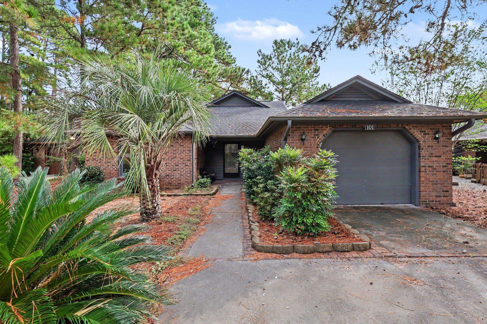 101 Moss Circle Property Photo 5