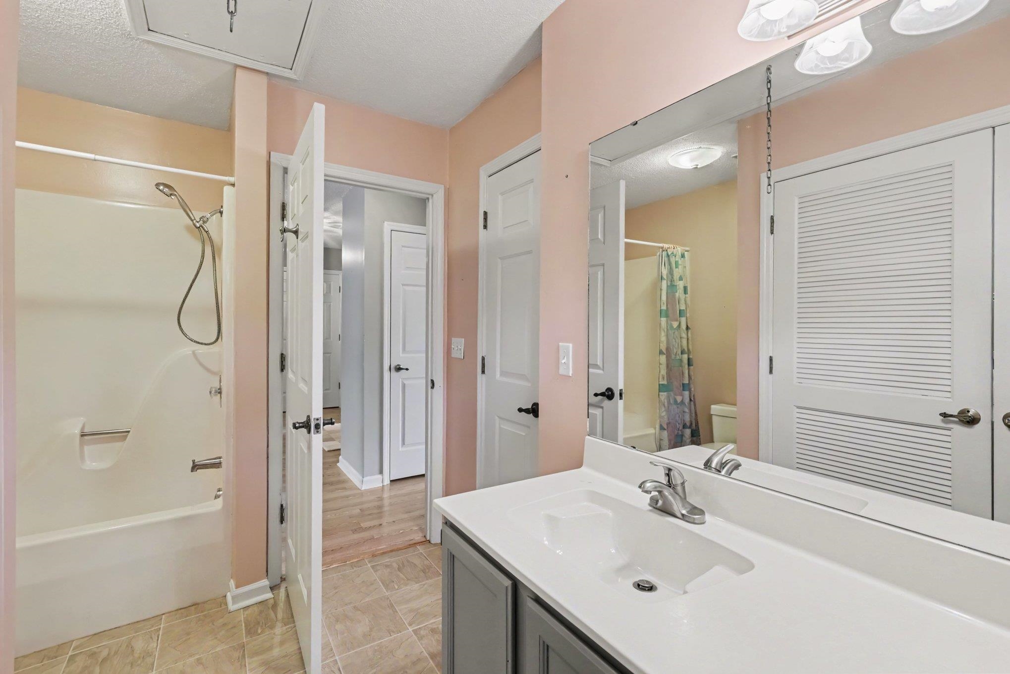 101 Moss Circle Property Photo 25