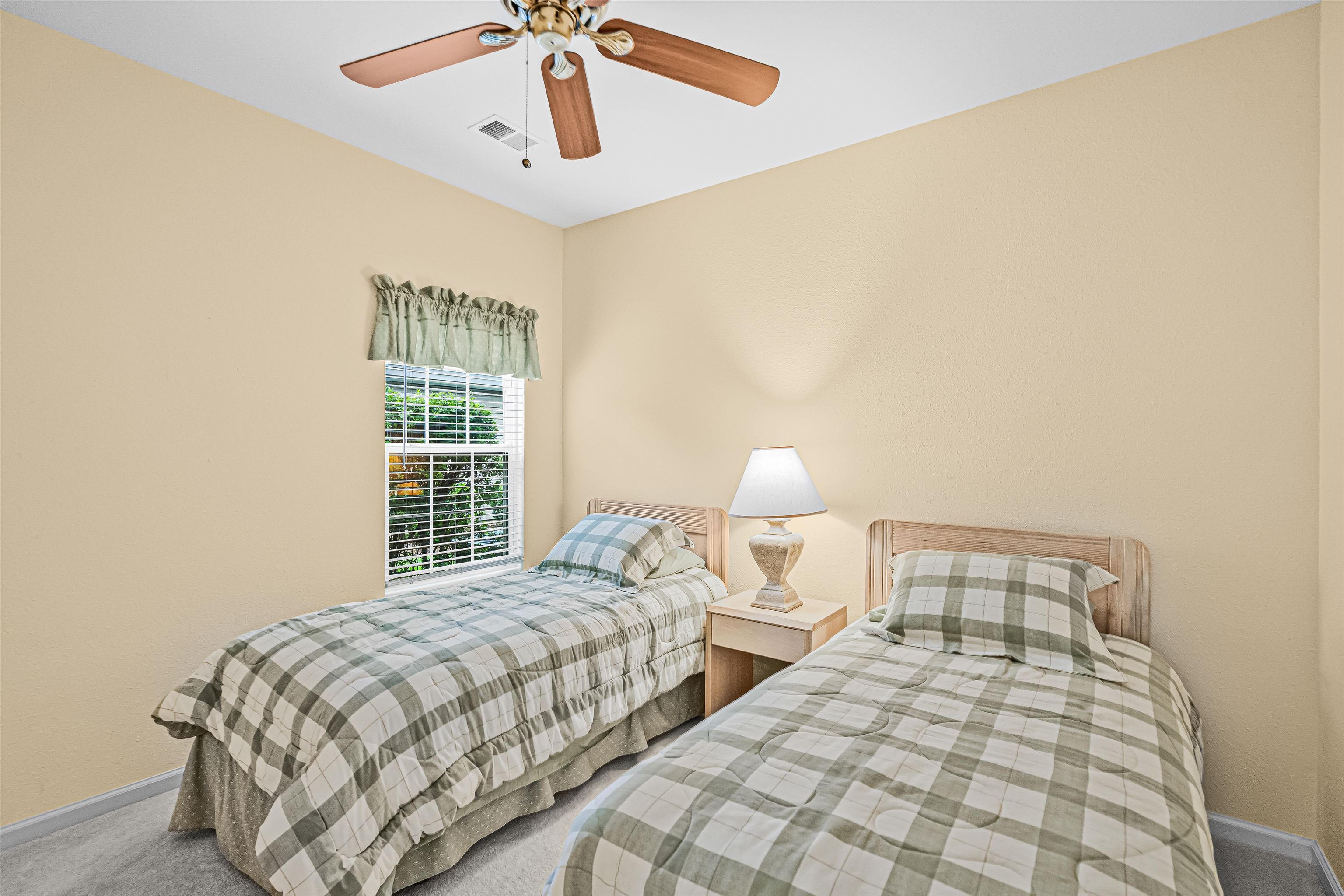 131 Chenoa Dr. Property Photo 17