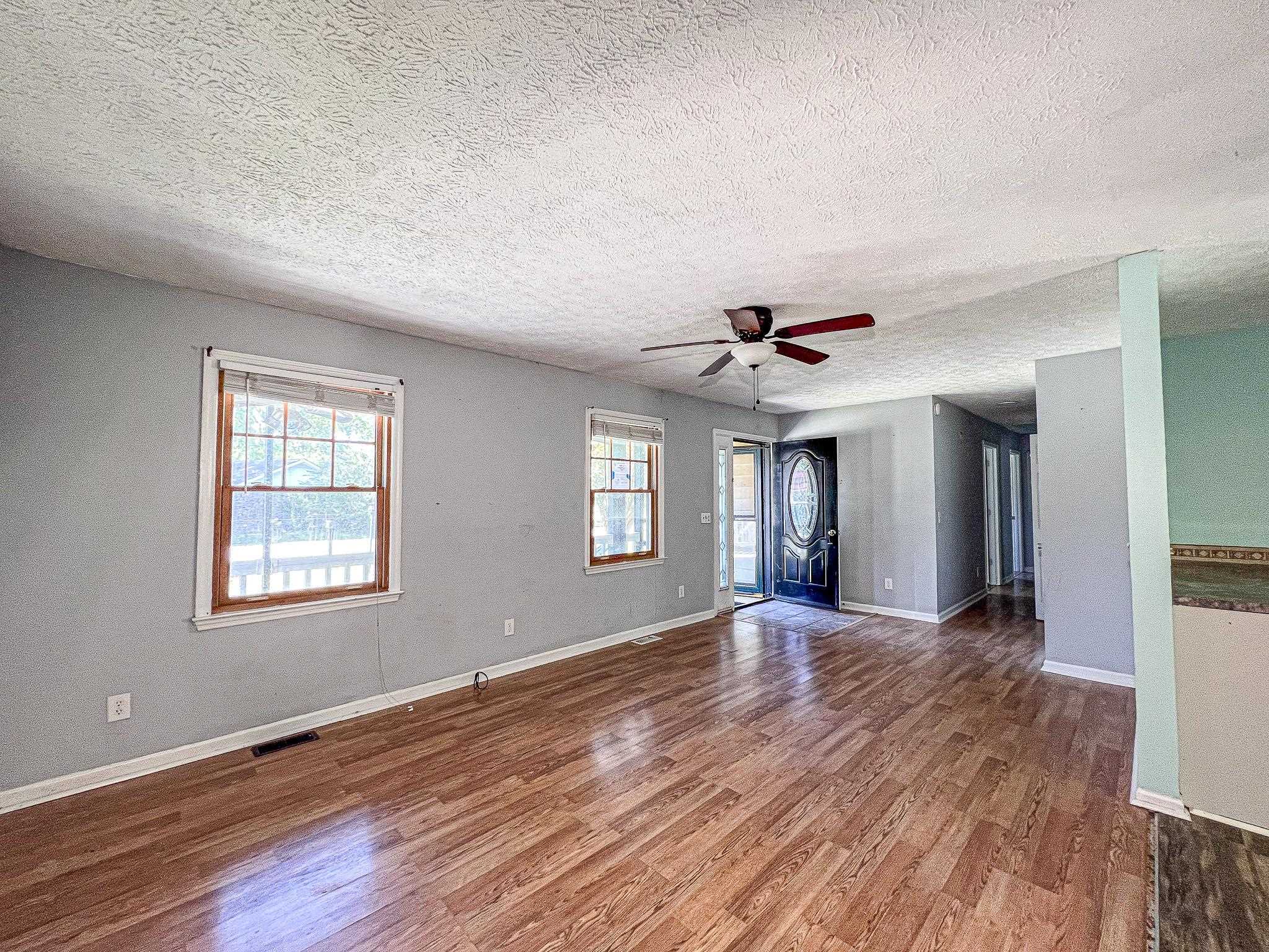238 Stonebrook Dr. Property Photo 6