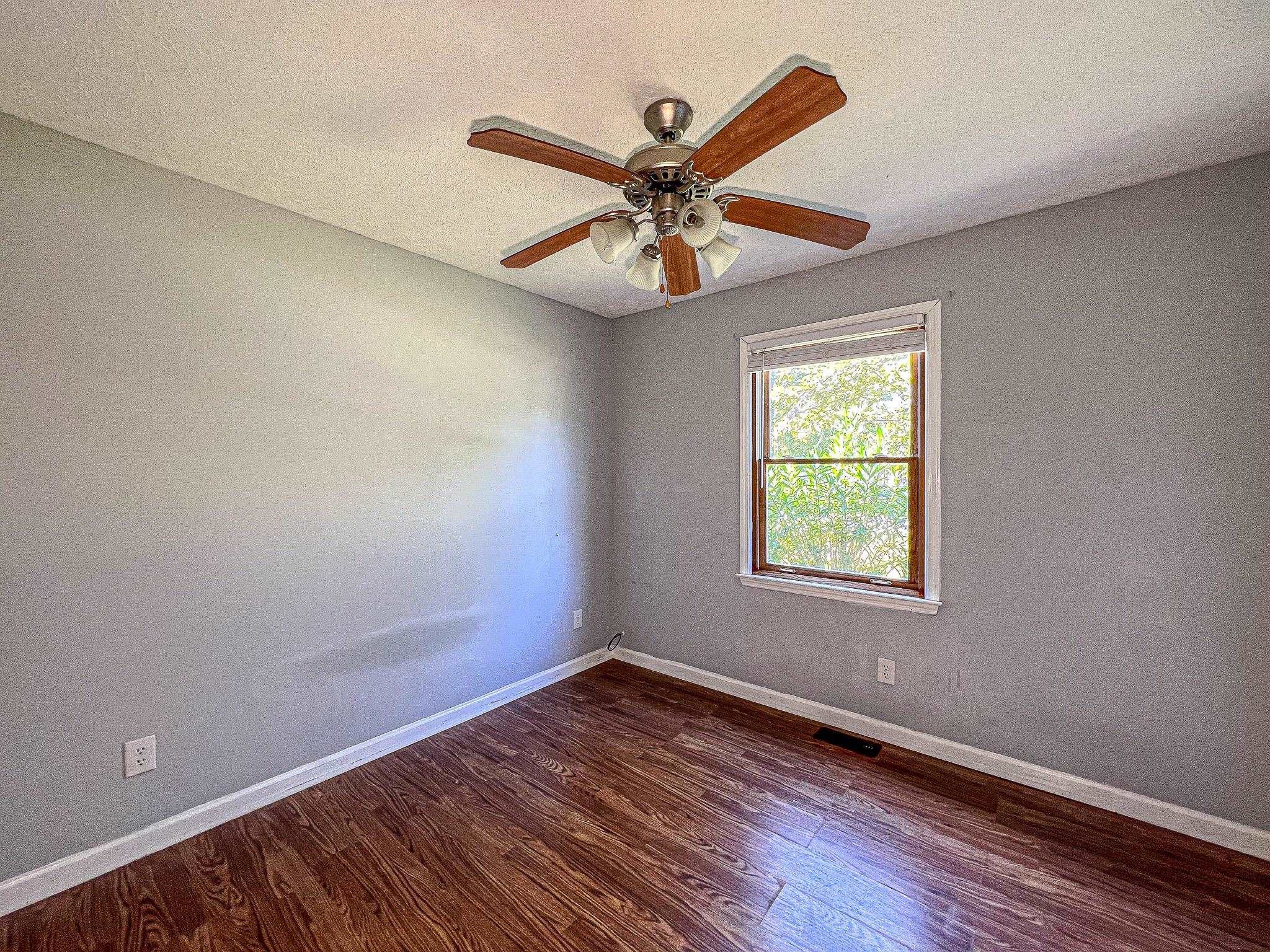 238 Stonebrook Dr. Property Photo 31