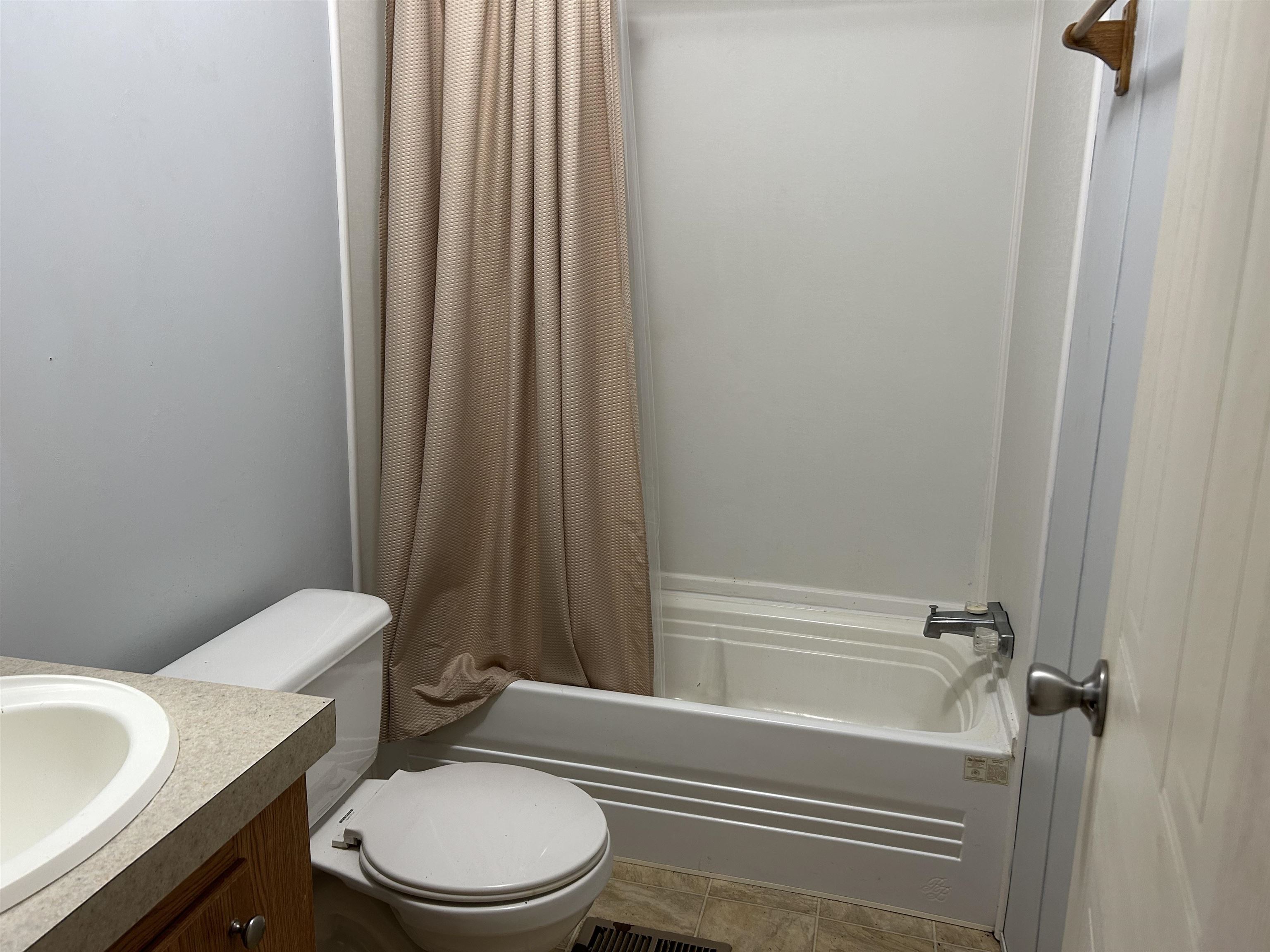 500 Apache Rd. Property Photo 4