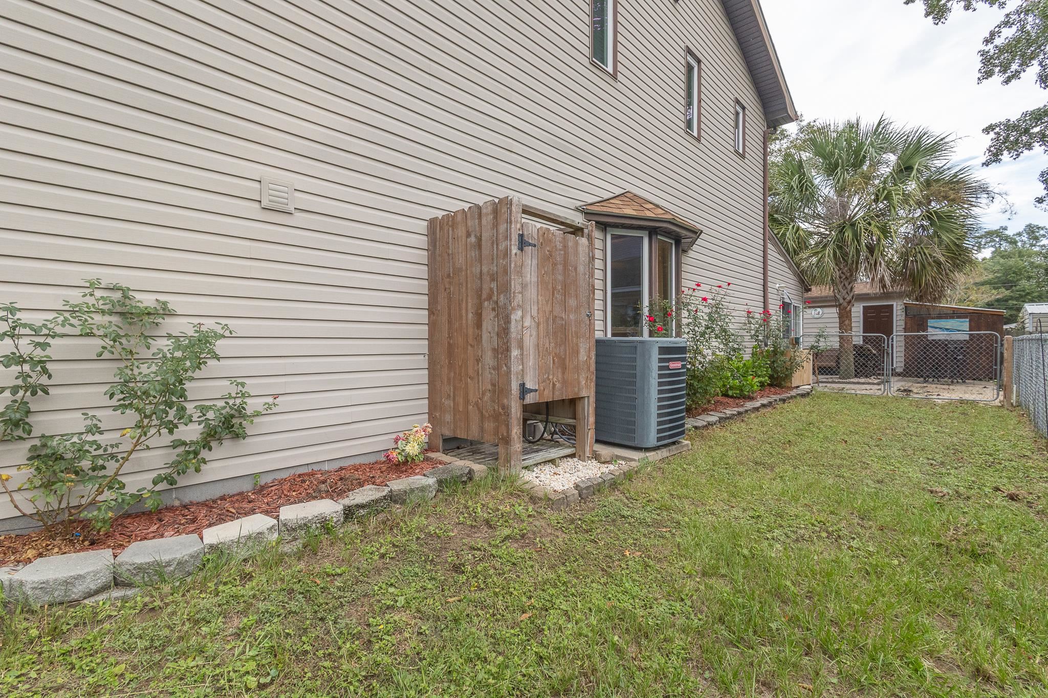 624 Surfside Dr. Property Photo 40
