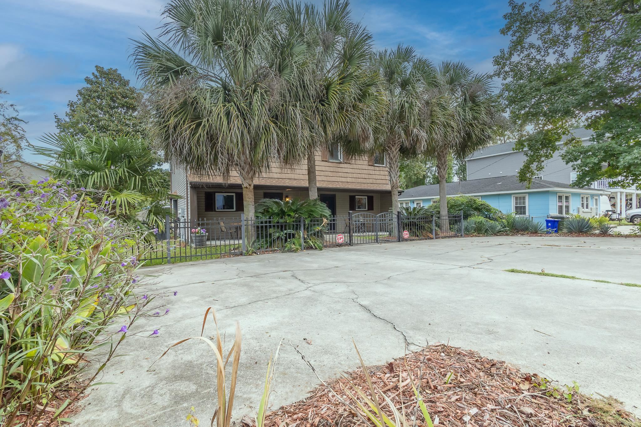 624 Surfside Dr. Property Photo 43