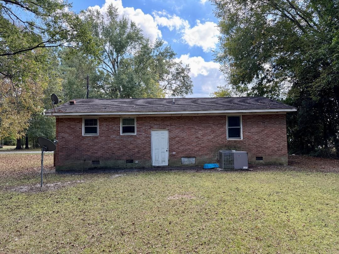 303 Irick Dr. Property Photo 2
