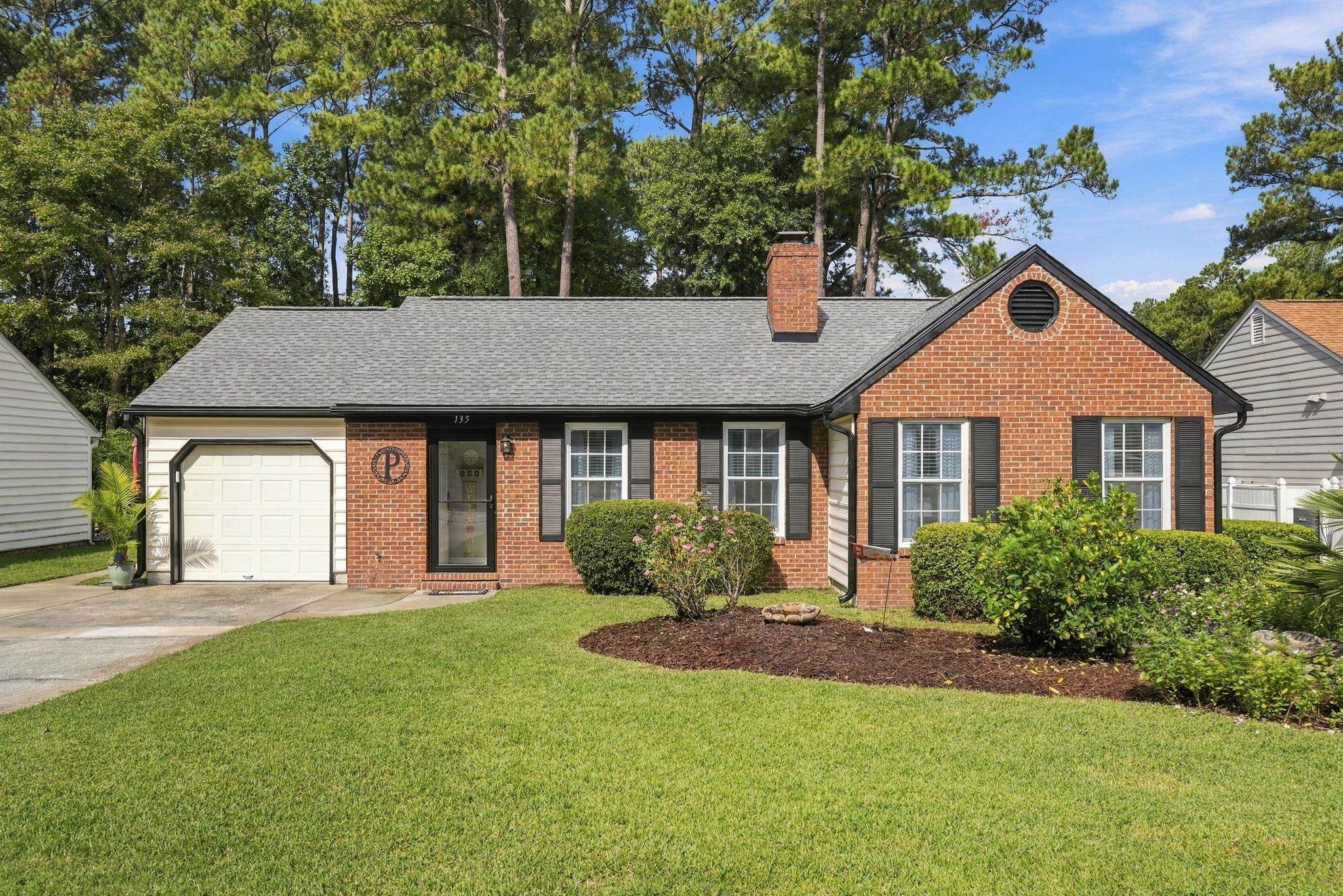 135 Wood Lake Dr. Property Photo 1