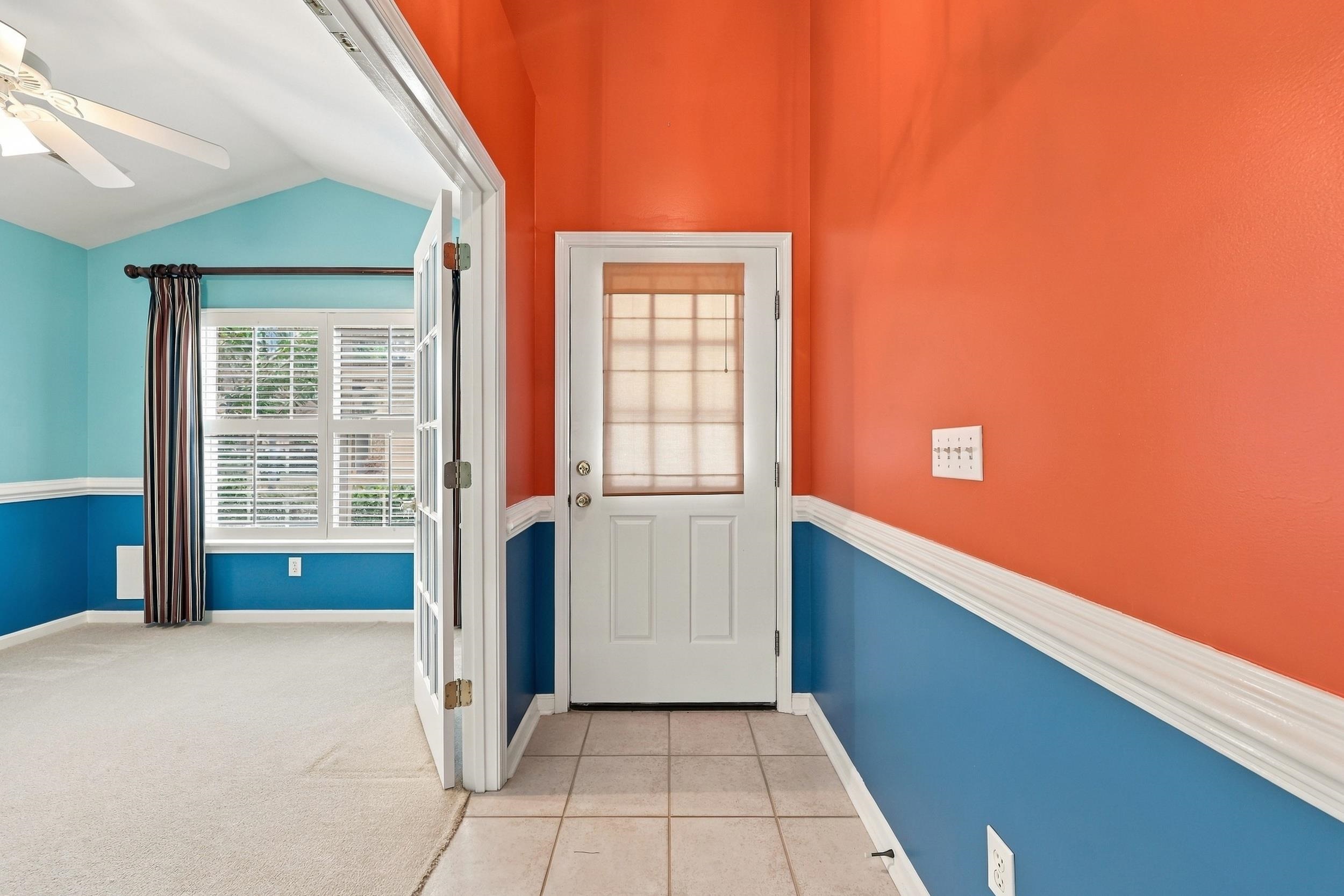 613 Needlerush Ct. Property Photo 5