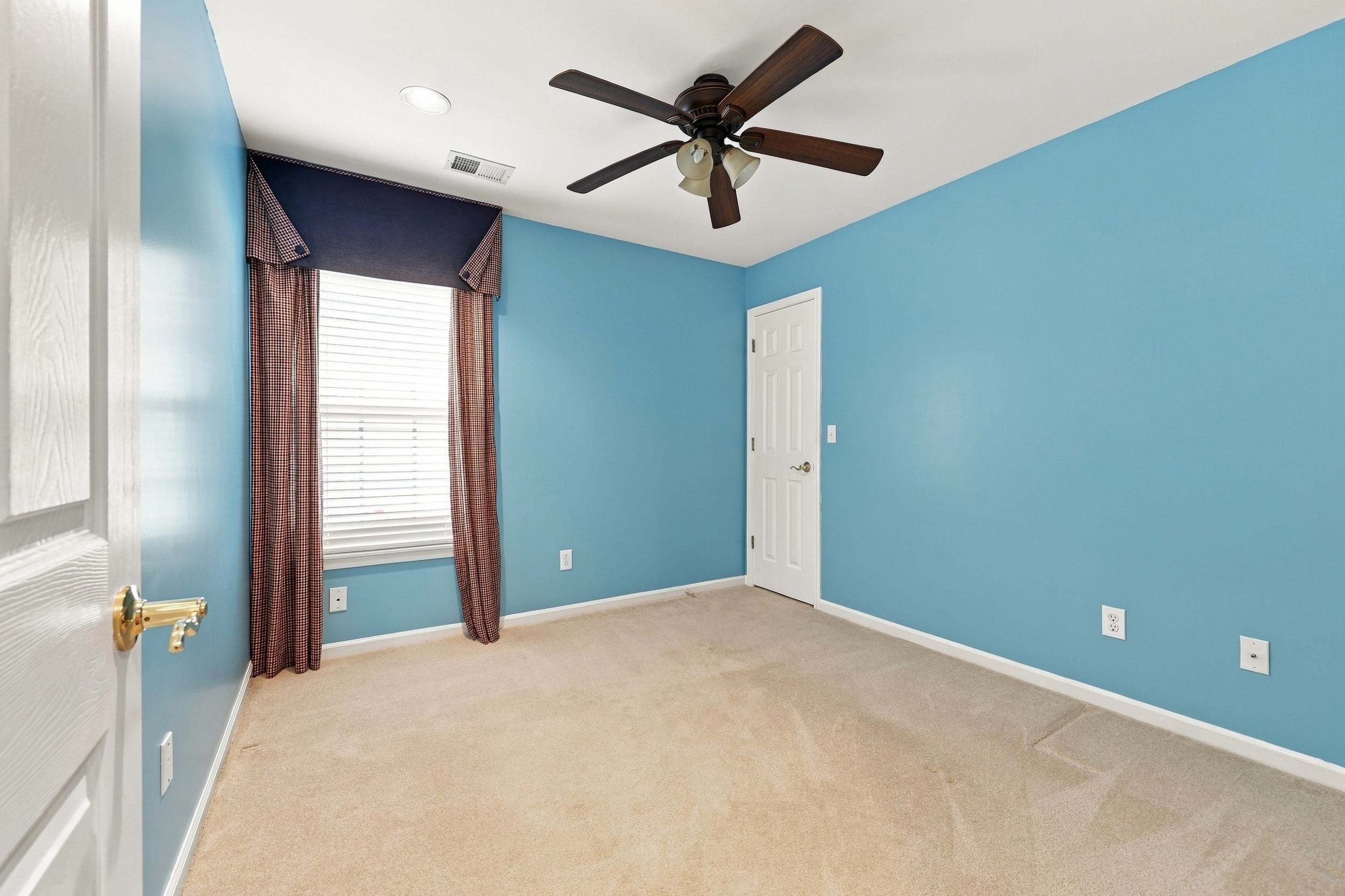 613 Needlerush Ct. Property Photo 20
