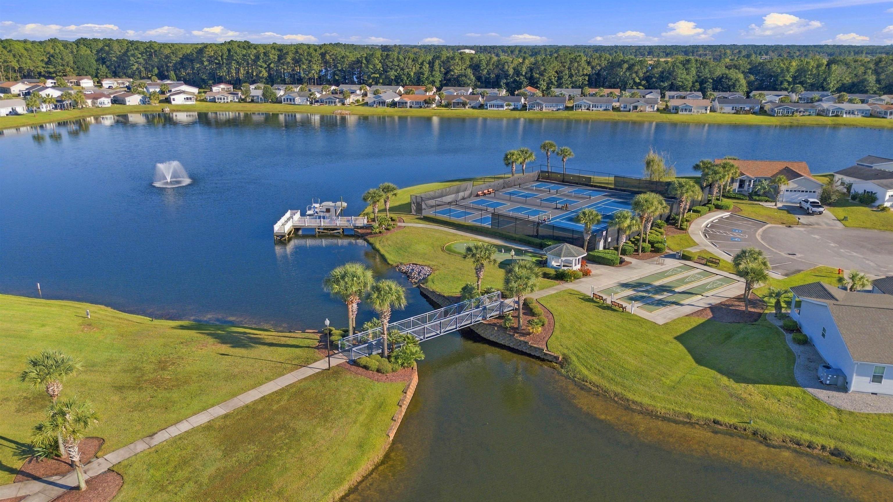 198 Lakeside Crossing Dr. Property Photo 68