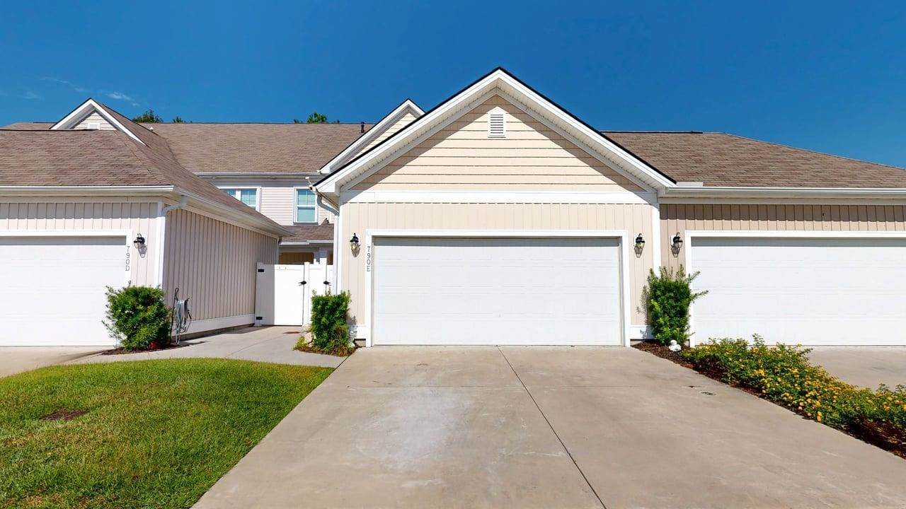 790 Pickering Dr. Property Photo 1