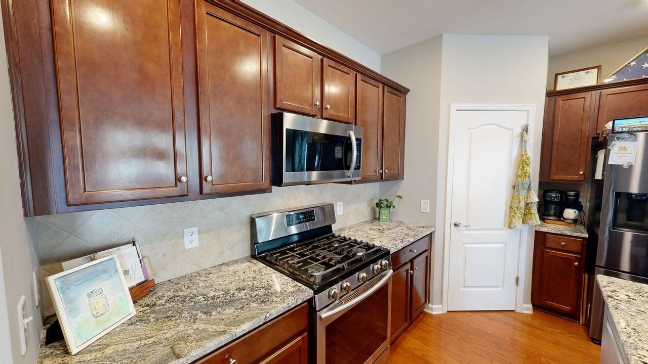 790 Pickering Dr. Property Photo 6