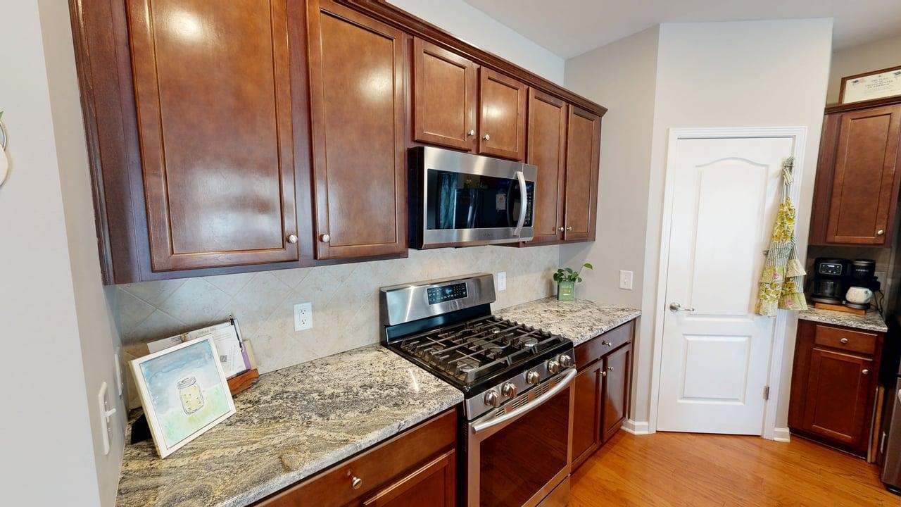 790 Pickering Dr. Property Photo 7