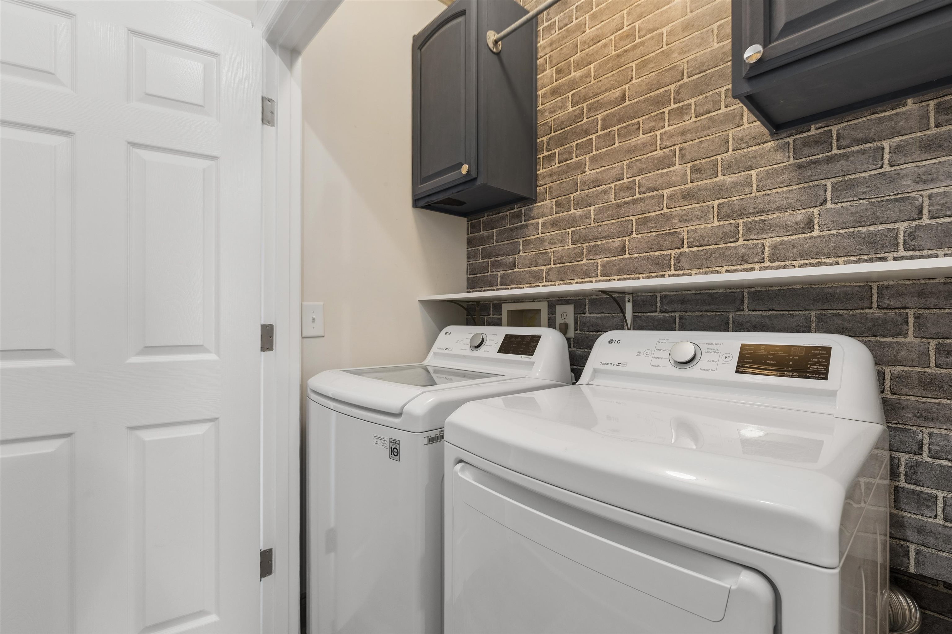 7003 Porcher Dr. Property Photo 23