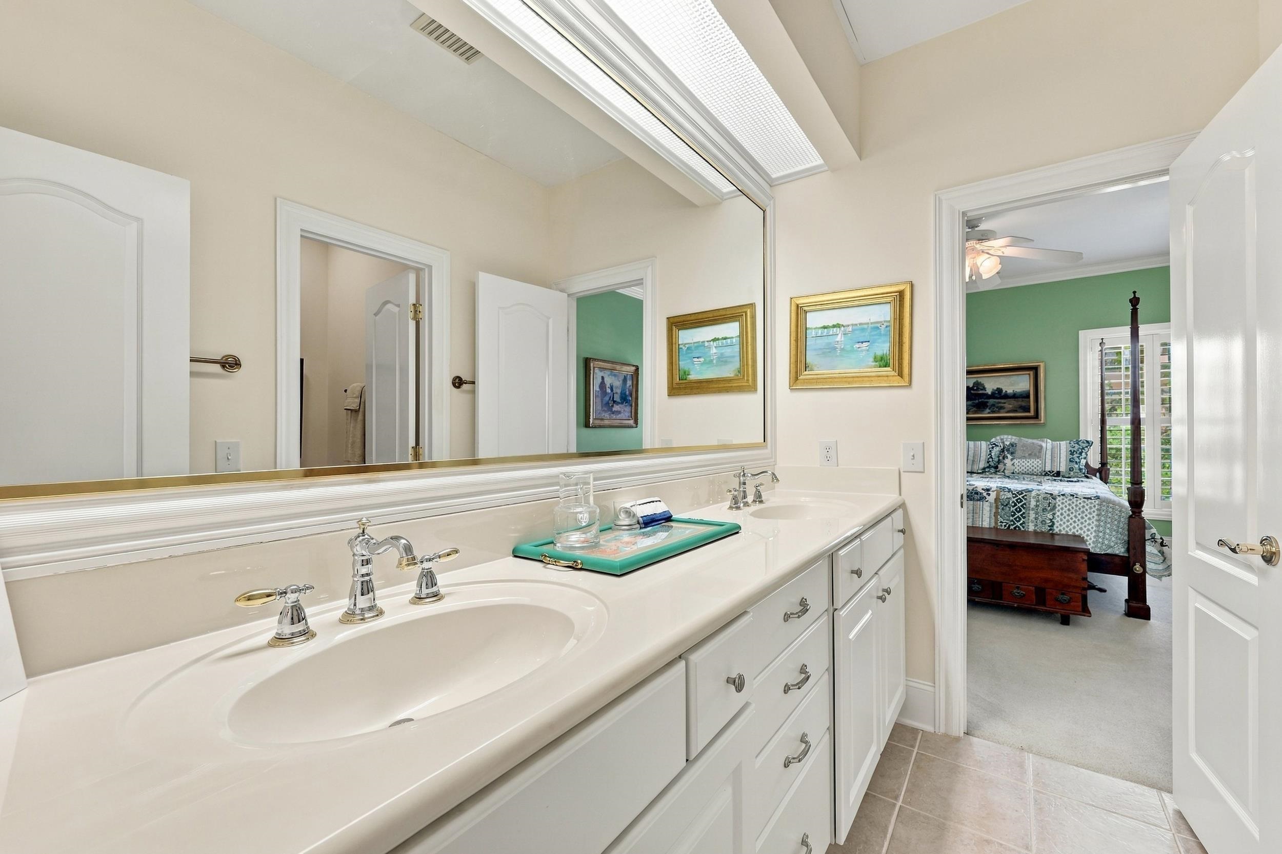 226 Oatland Lake Dr. Property Photo 32