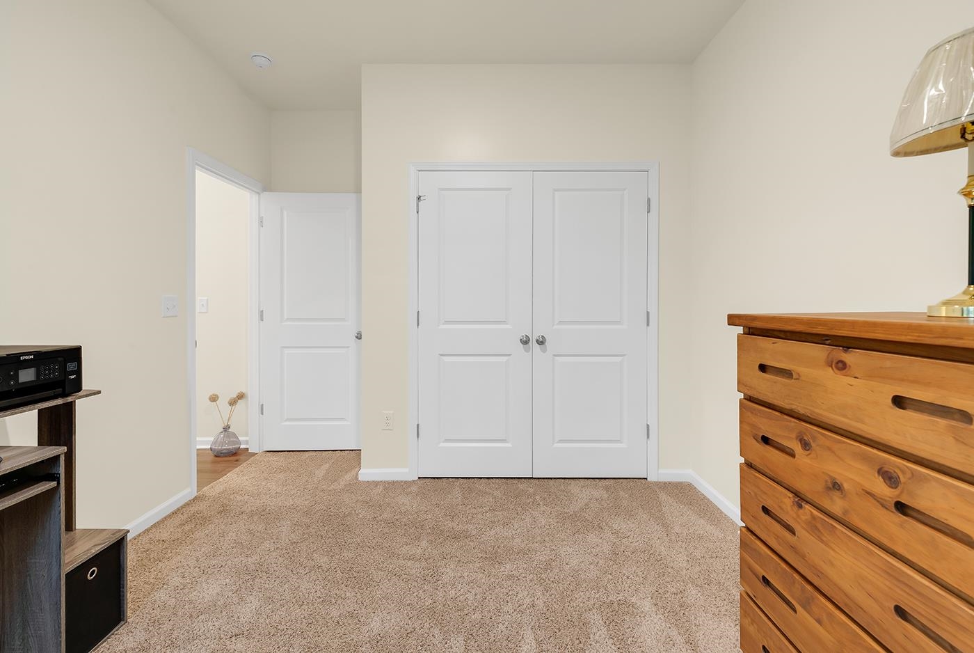 409 White Willow Way Property Photo 8