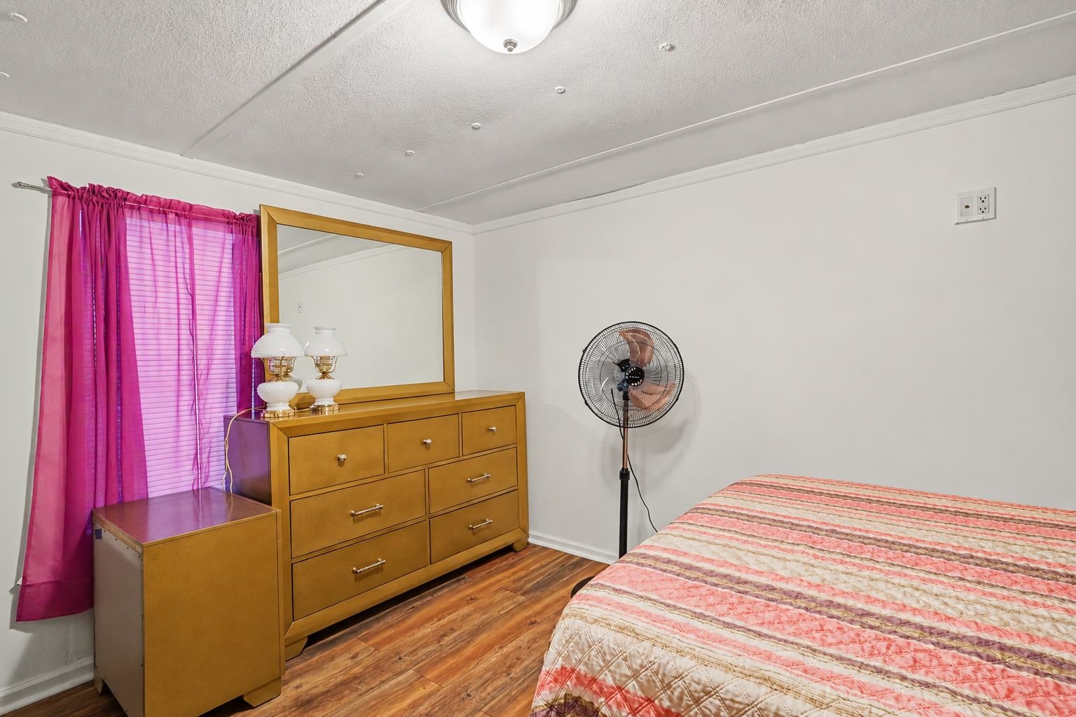 7504 Aubrey Ln. Property Photo 17