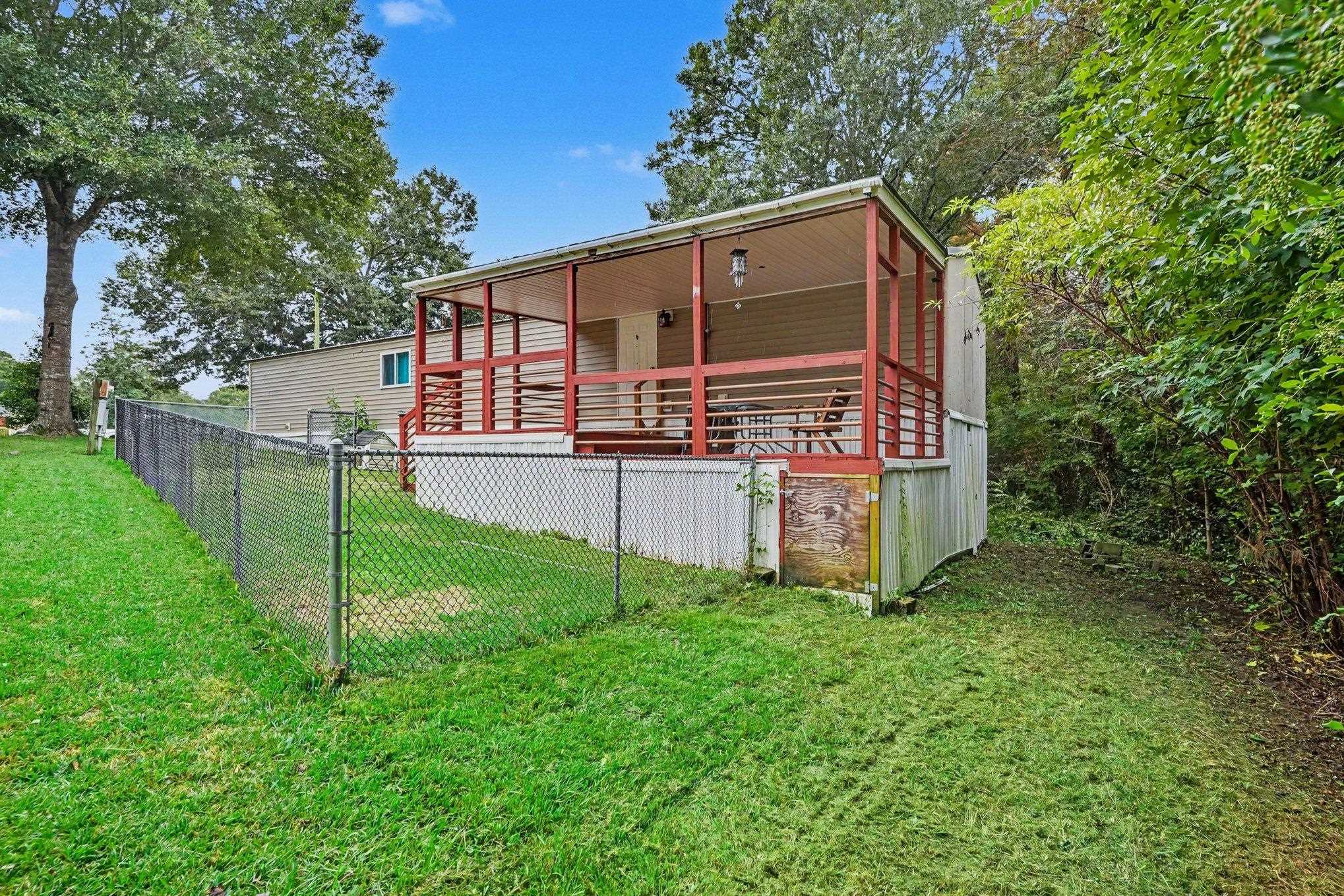 7504 Aubrey Ln. Property Photo 26