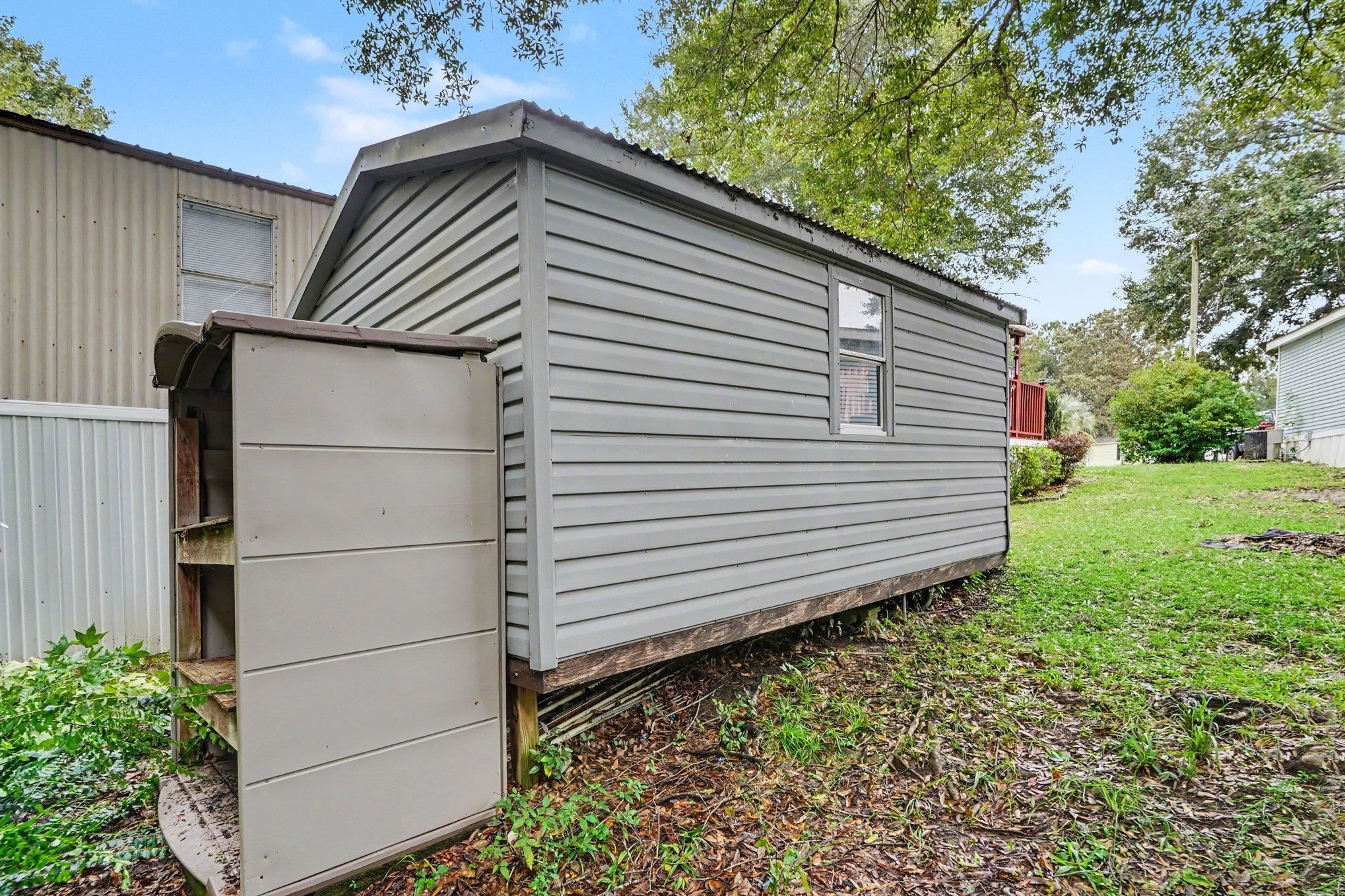 7504 Aubrey Ln. Property Photo 27