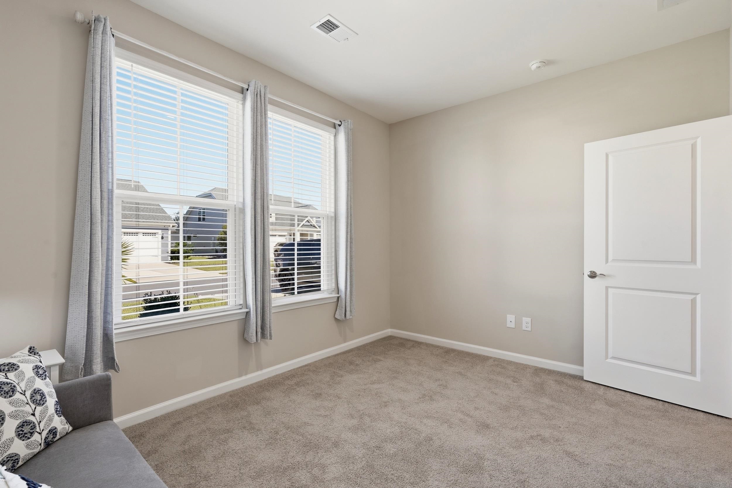1266 Witch Hazel Way Property Photo 29
