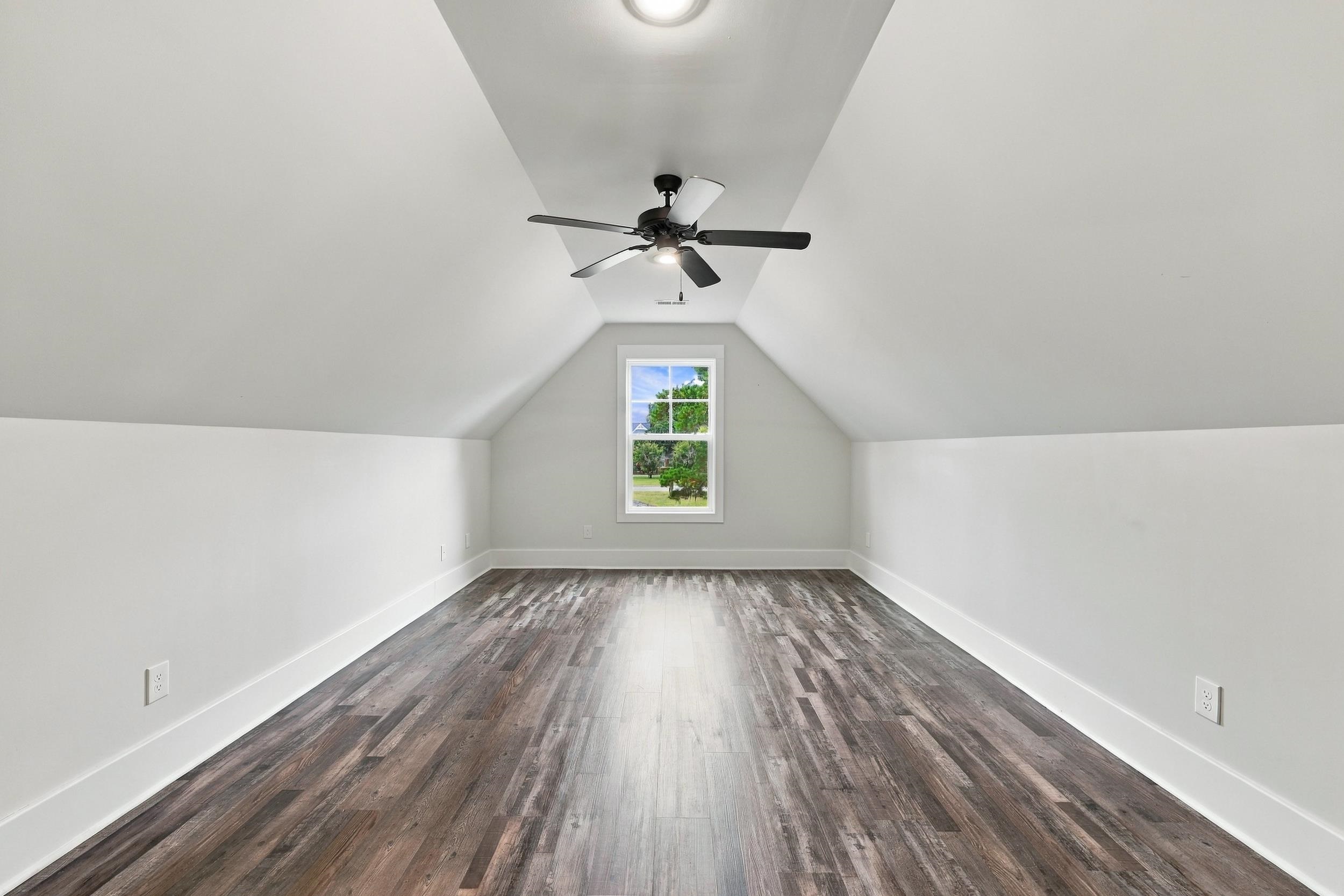 508 Oak Lawn Rd. Property Photo 25