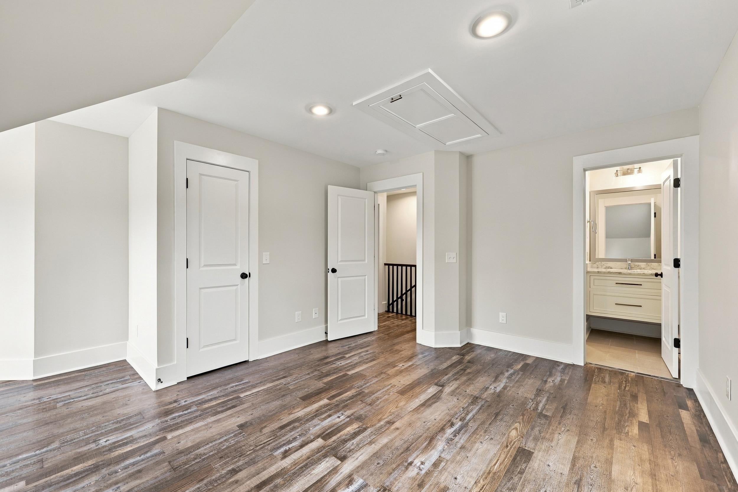 508 Oak Lawn Rd. Property Photo 33