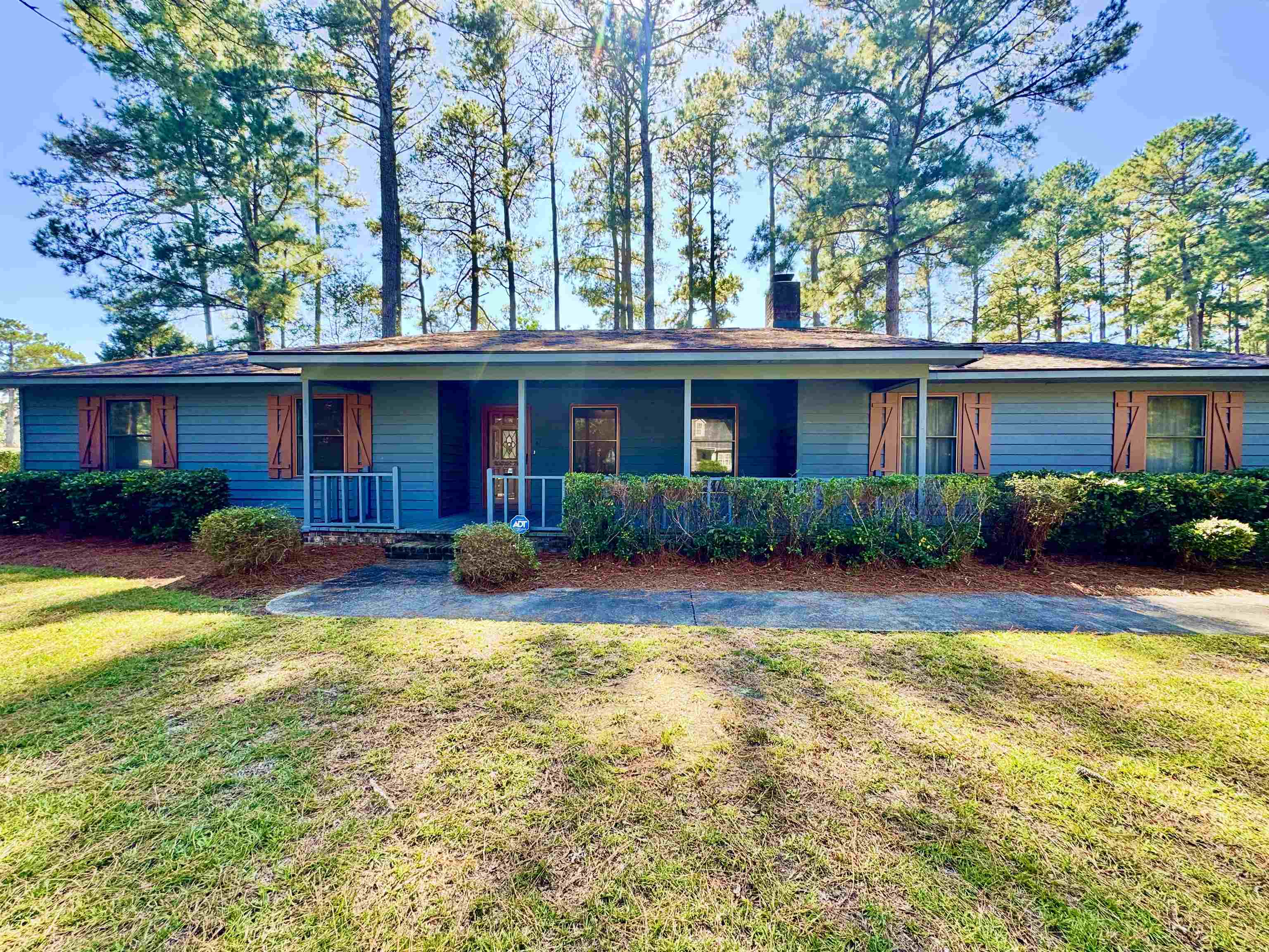 44 Patriot Ln. Property Photo 1