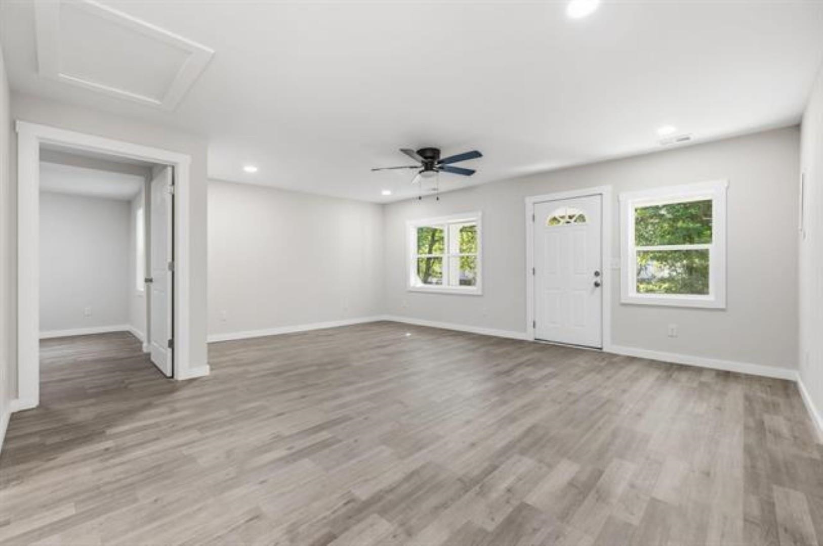 1744 John St. Property Photo 3