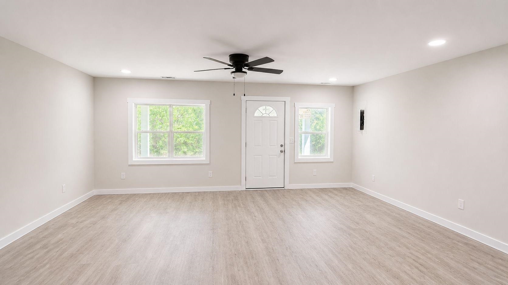 1744 John St. Property Photo 8
