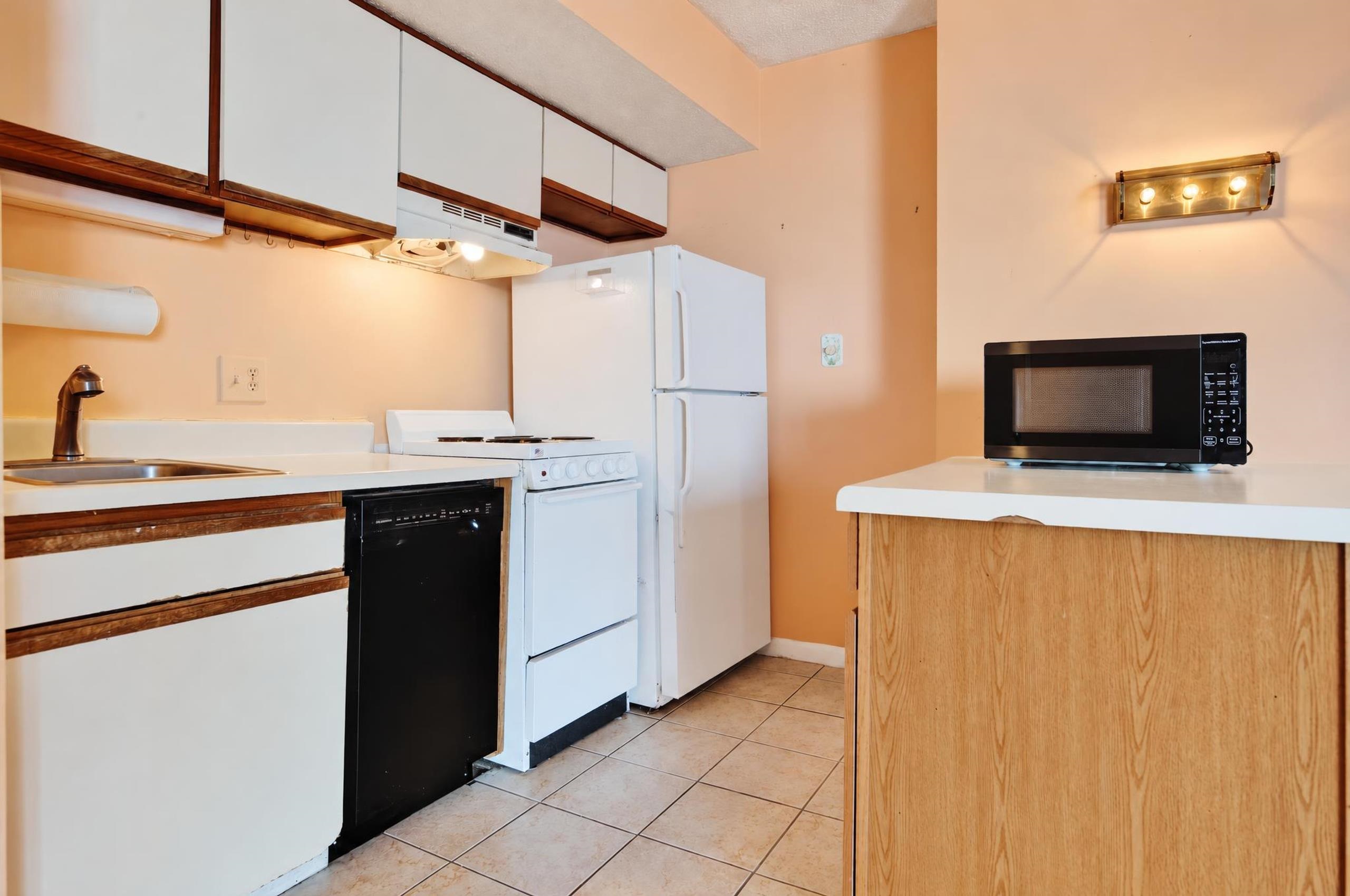 5523 N Ocean Blvd. Property Photo 11